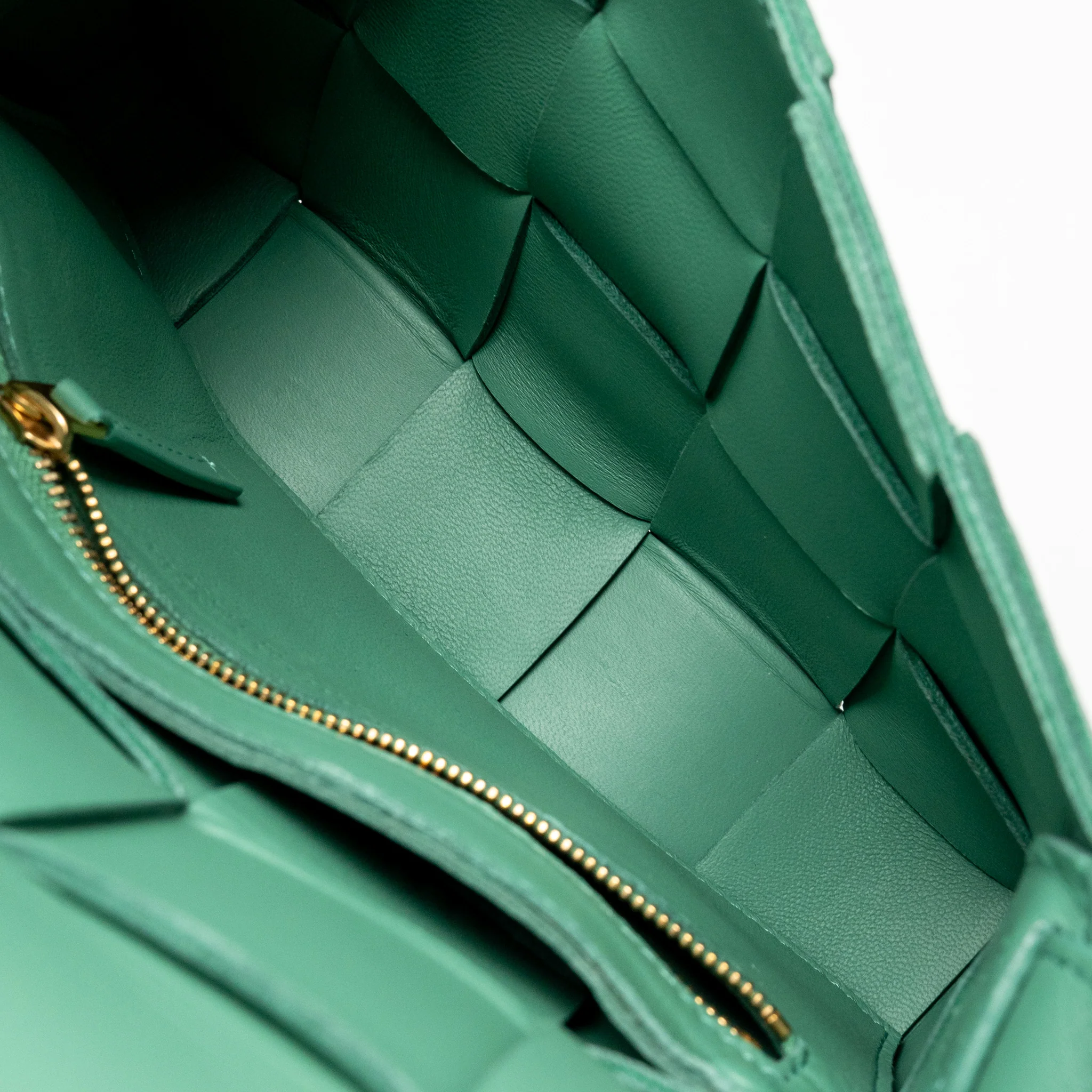 Bottega Veneta Cassette Bag Lambskin Green GHW - Image 13