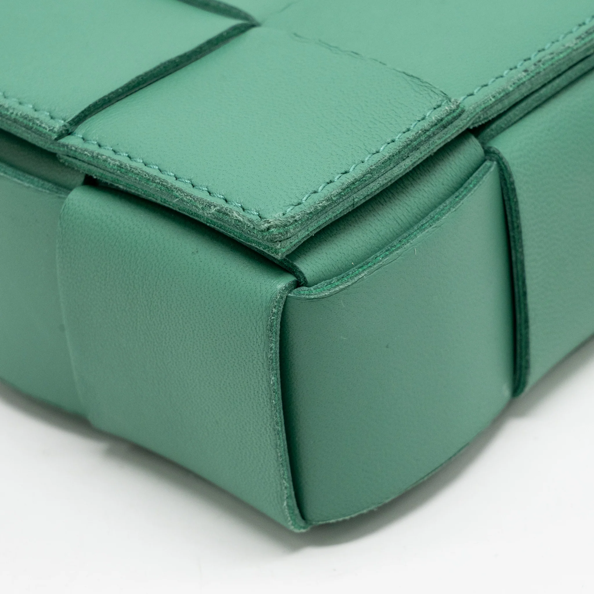 Bottega Veneta Cassette Bag Lambskin Green GHW - Image 7