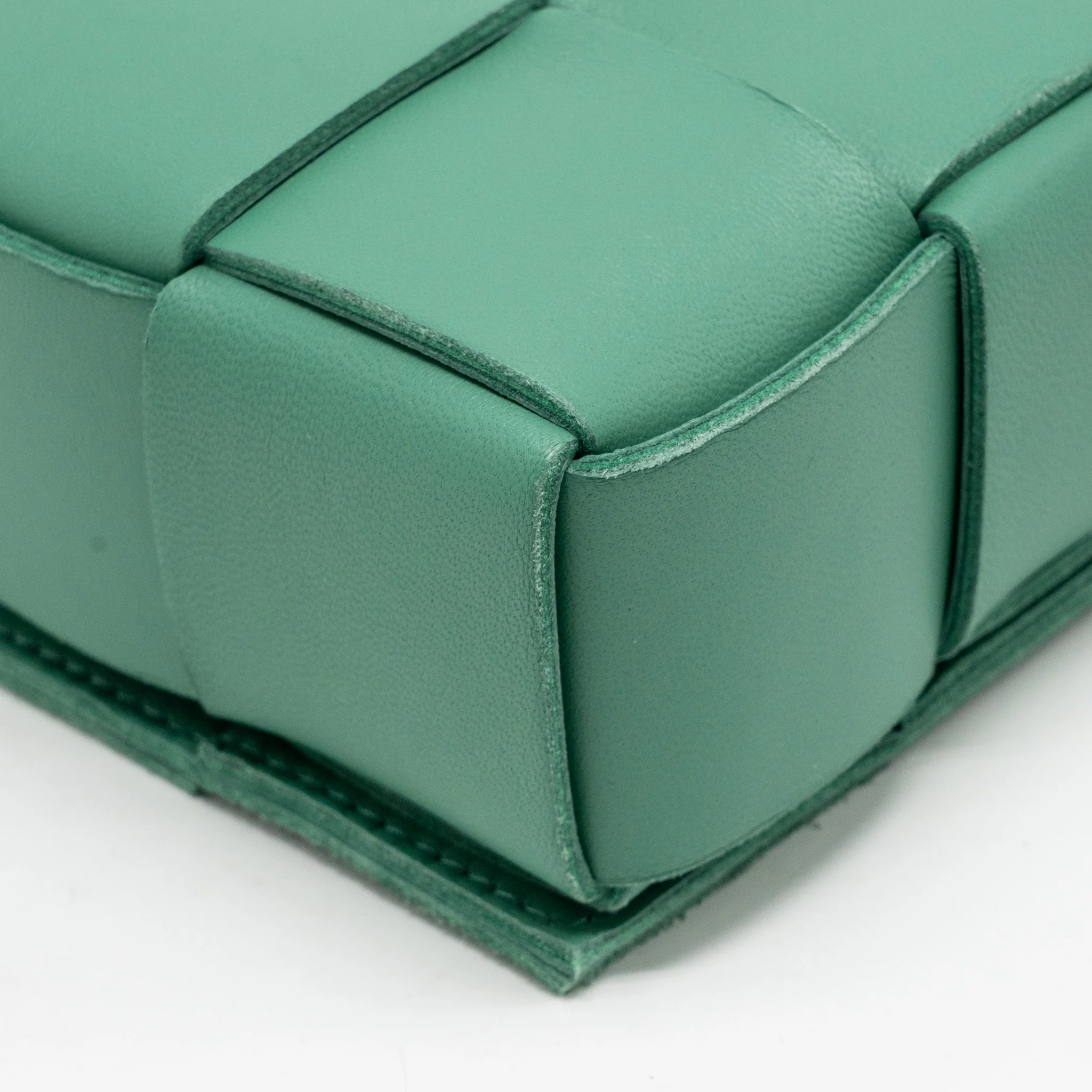 Bottega Veneta Cassette Bag Lambskin Green GHW - Image 9