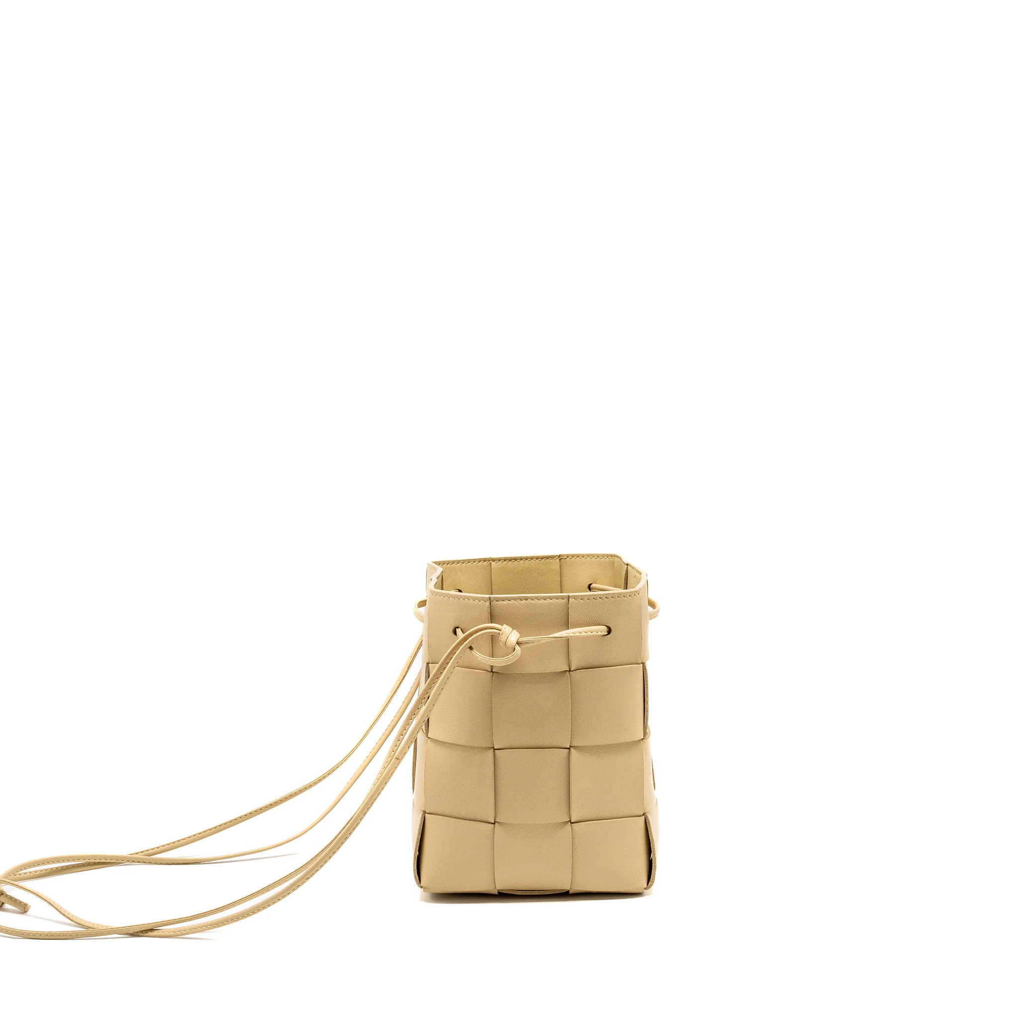 Bottega Veneta Small Cassette Bucket Bag Lambskin Beige - Image 3