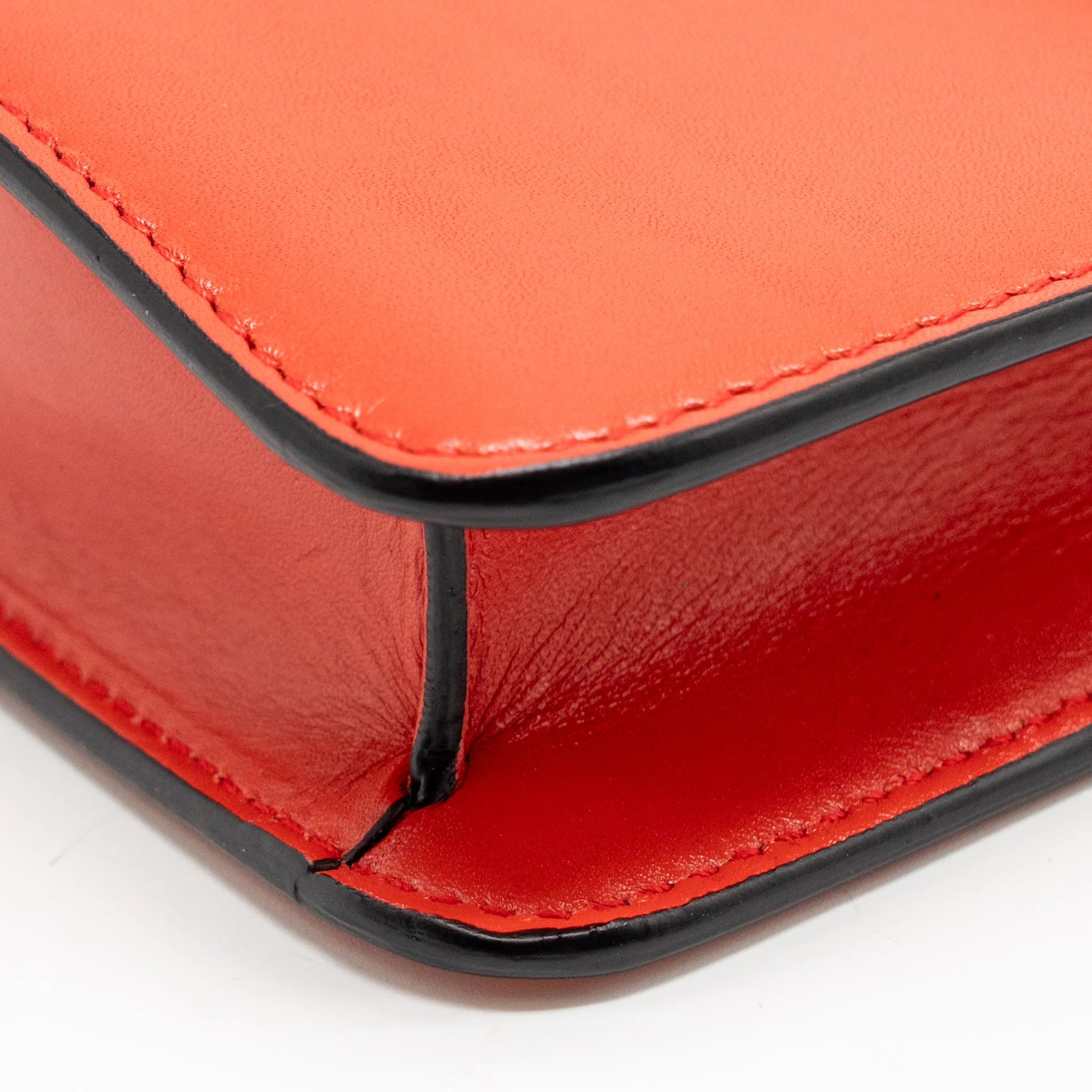 Bvlgari Serpenti Shoulder Bag Galuchat/Calfskin Red SHW - Image 6