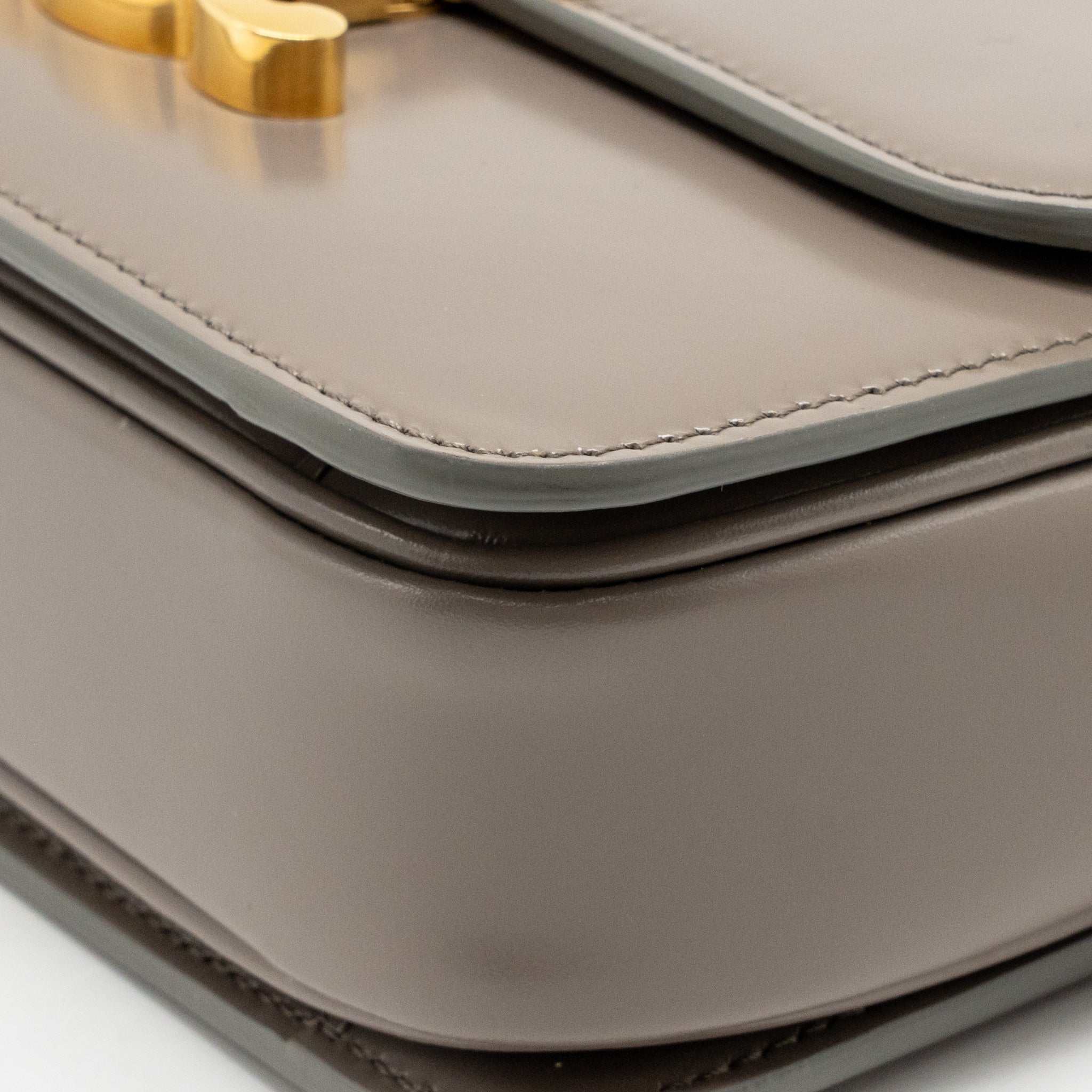 Celine Teen Triomphe bag shiny calfskin Pebble GHW - Image 8