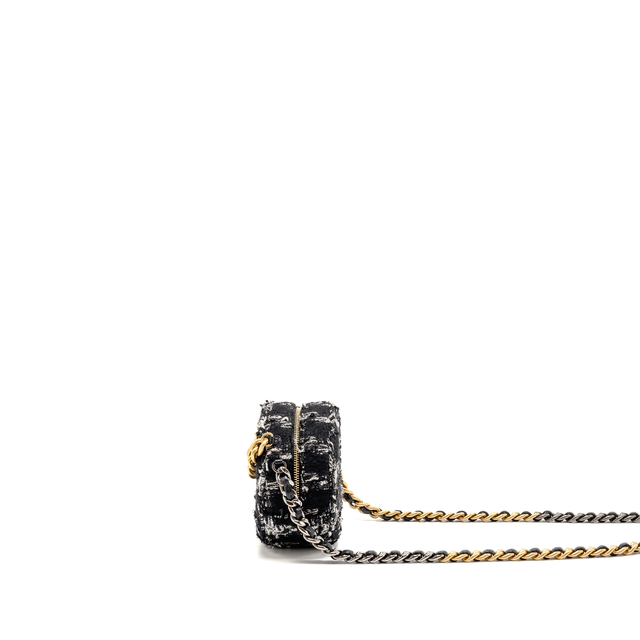 Chanel 19 round clutch with chain tweed multicolour GHW - Image 4
