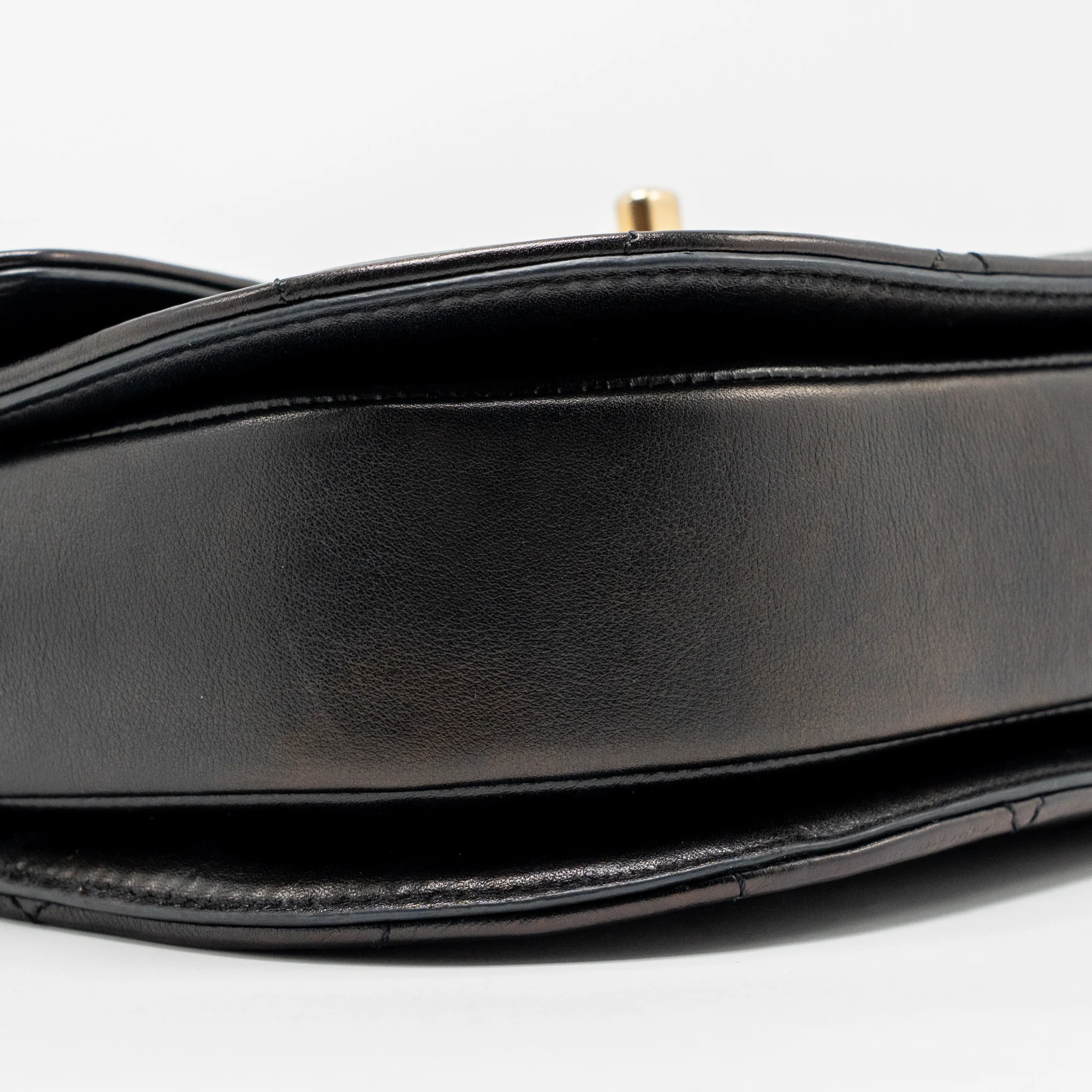 Chanel 21S Moon Messenger Bag Calfskin Black GHW - Image 6
