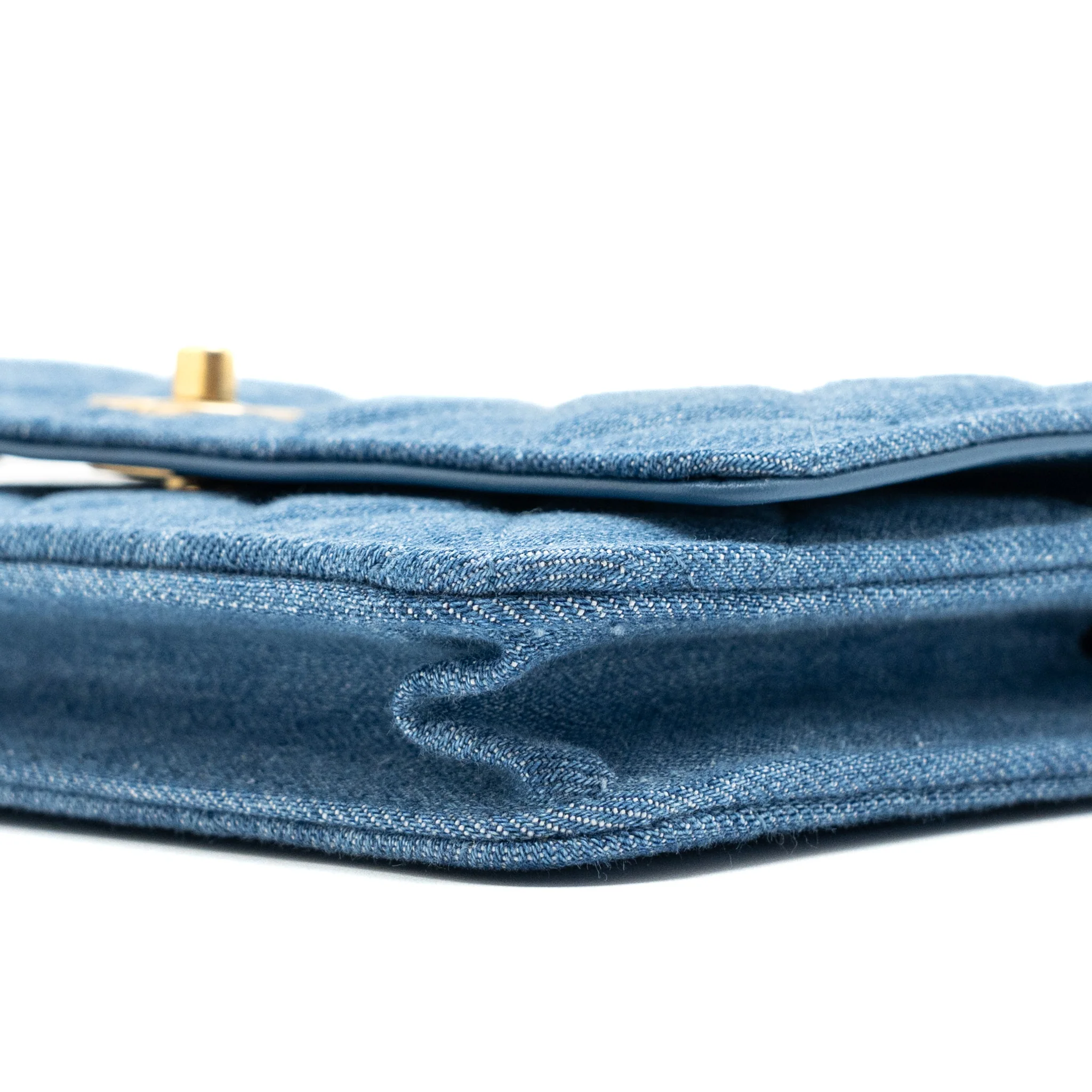 Chanel 22C Pearl Crush wallet on chain Denim blue GHW (microchip) - Image 8