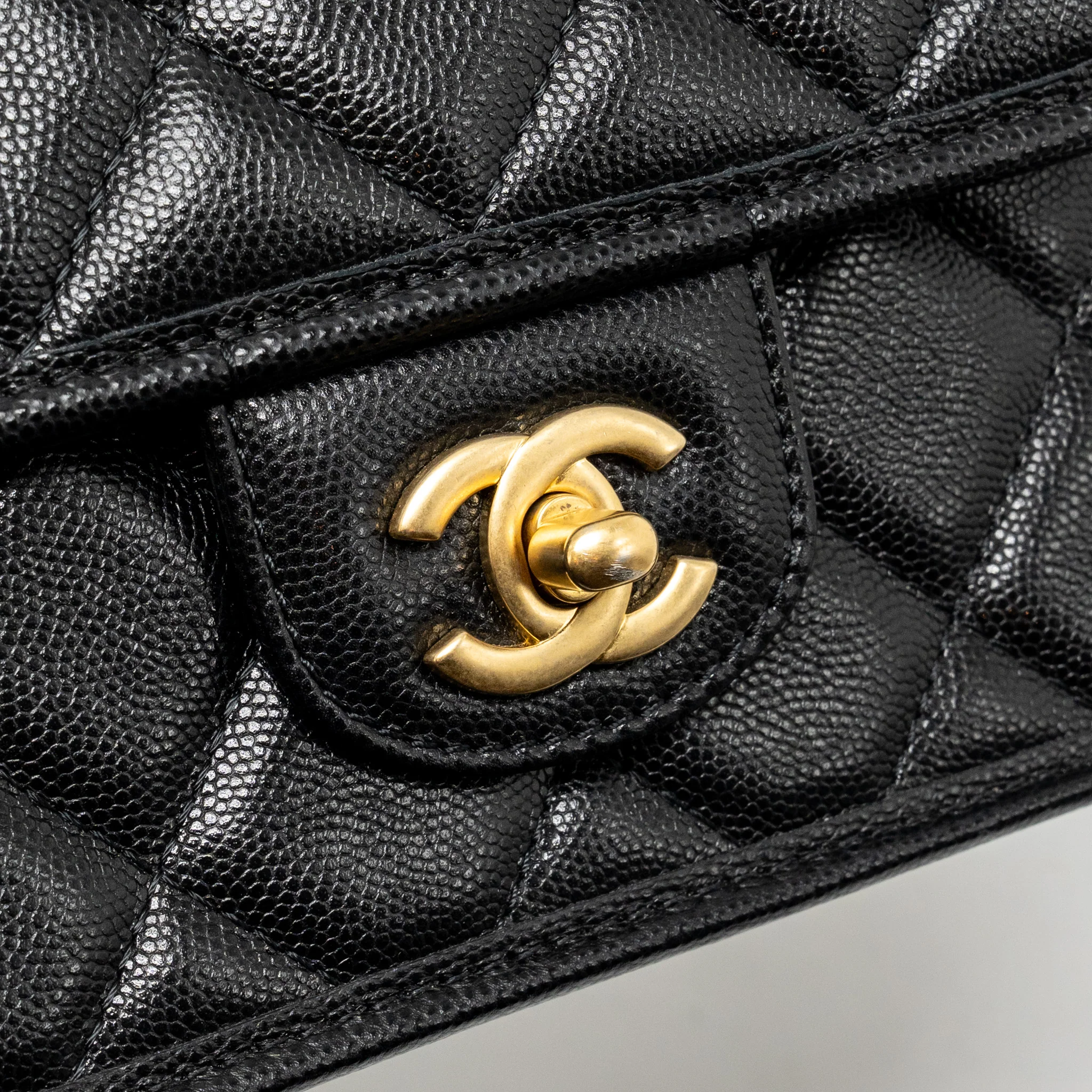 Chanel 22K Mini Flap Bag with Top Handle Caviar Black GHW (Microchip) - Image 13