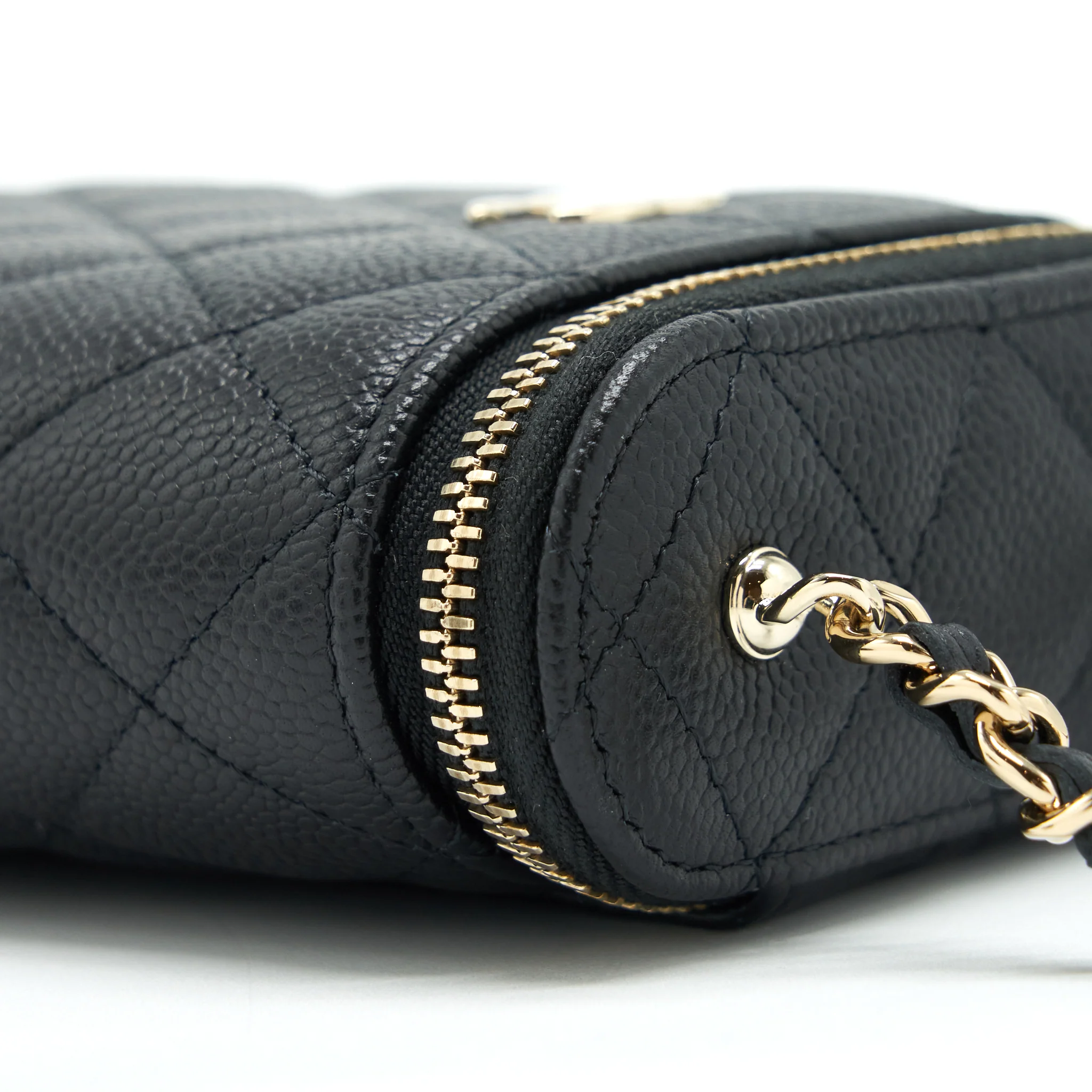 Chanel 22P Vertical Mini Vanity With CC Logo Chain Caviar Black LGHW - Image 7