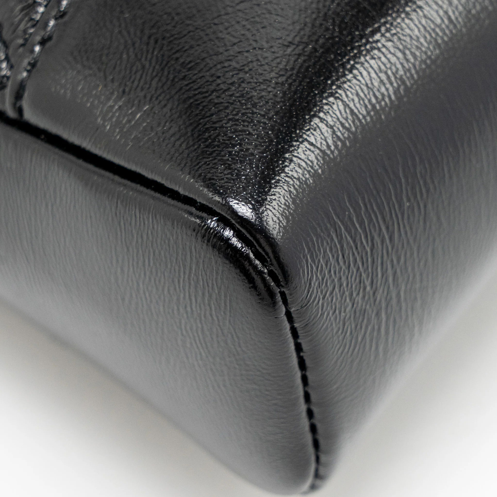 Chanel 24S Mini 31 Bag shiny lambskin black LGHW (microchip) - Image 9