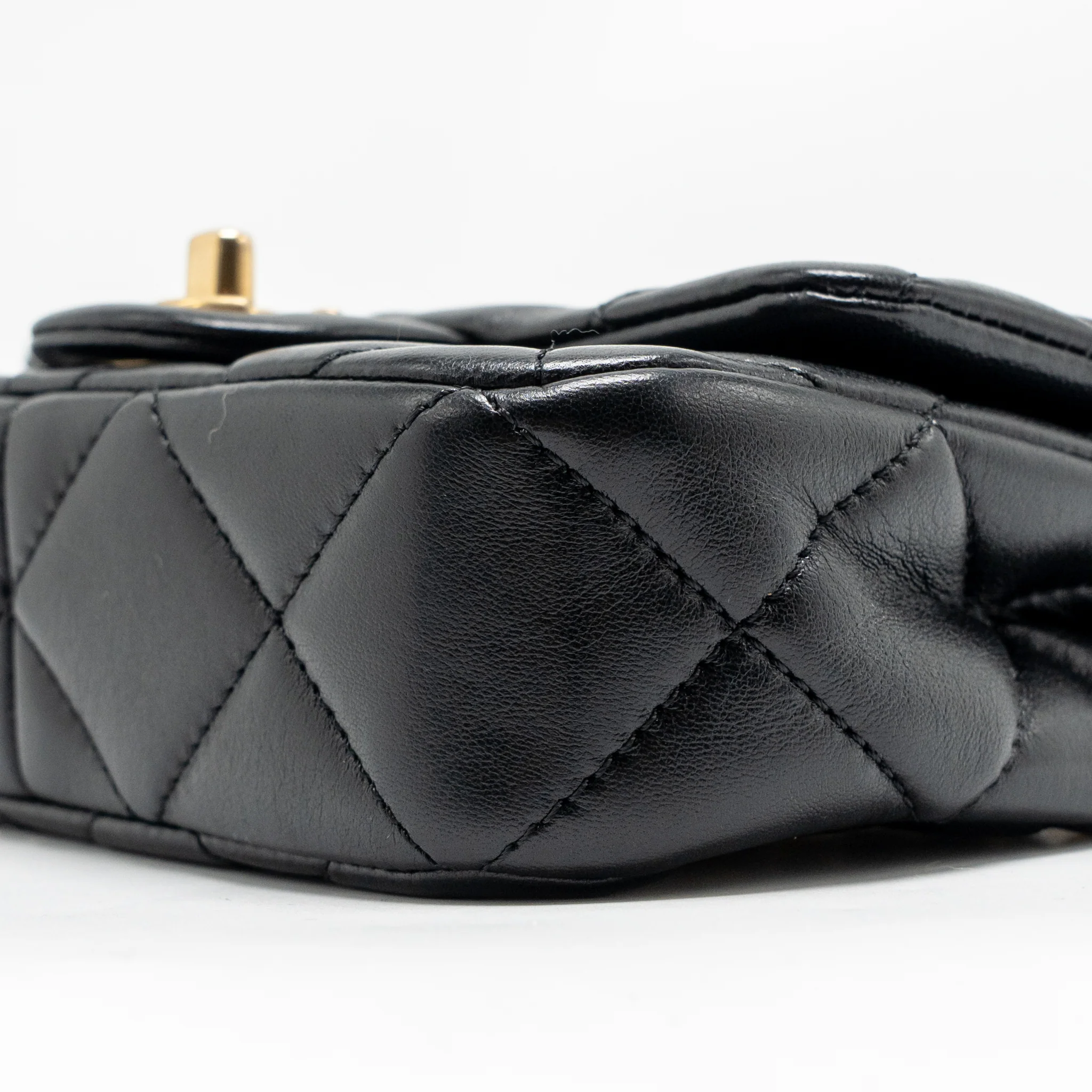 Chanel 24s Pearl Adjustable Chain Mini Flap Bag Lambskin Black GHW (microchip) - Image 7