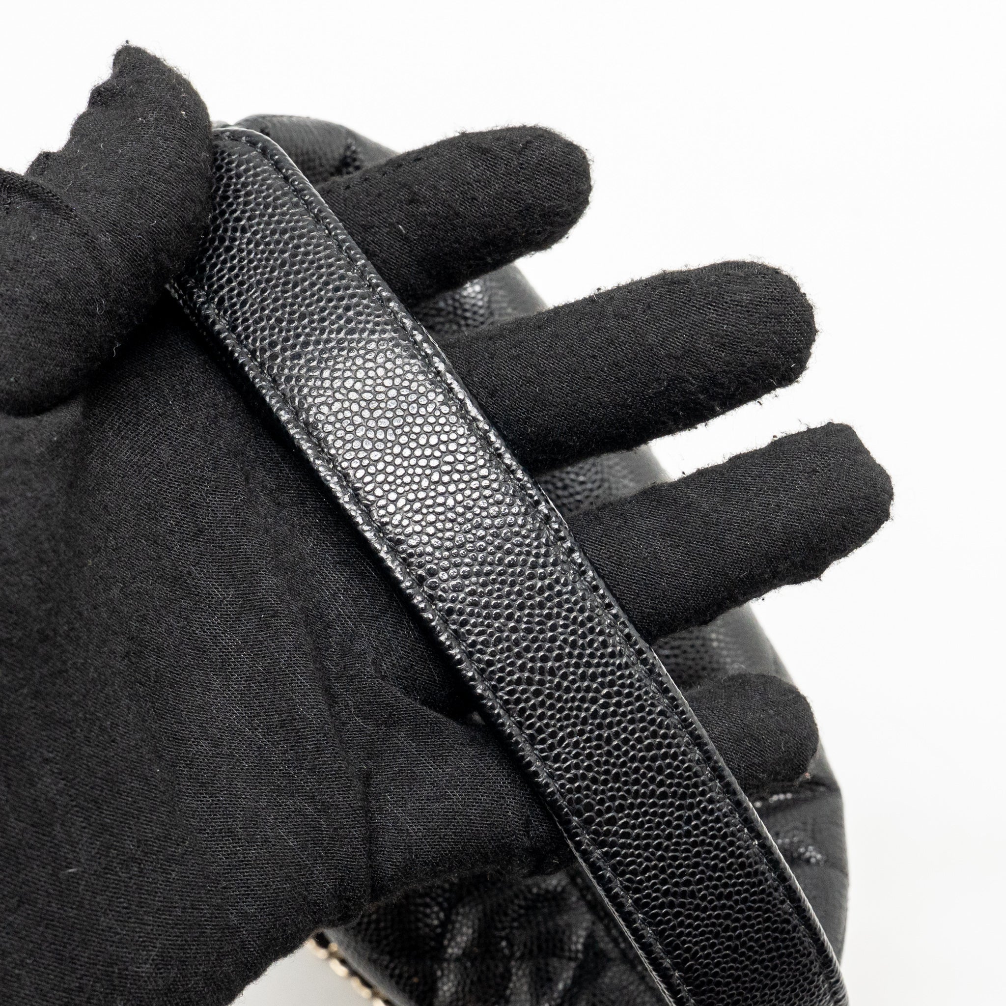 CHANEL 25C QUILTED HOBO BAG CAVIAR BLACK LGHW (MICROCHIP) - Image 13