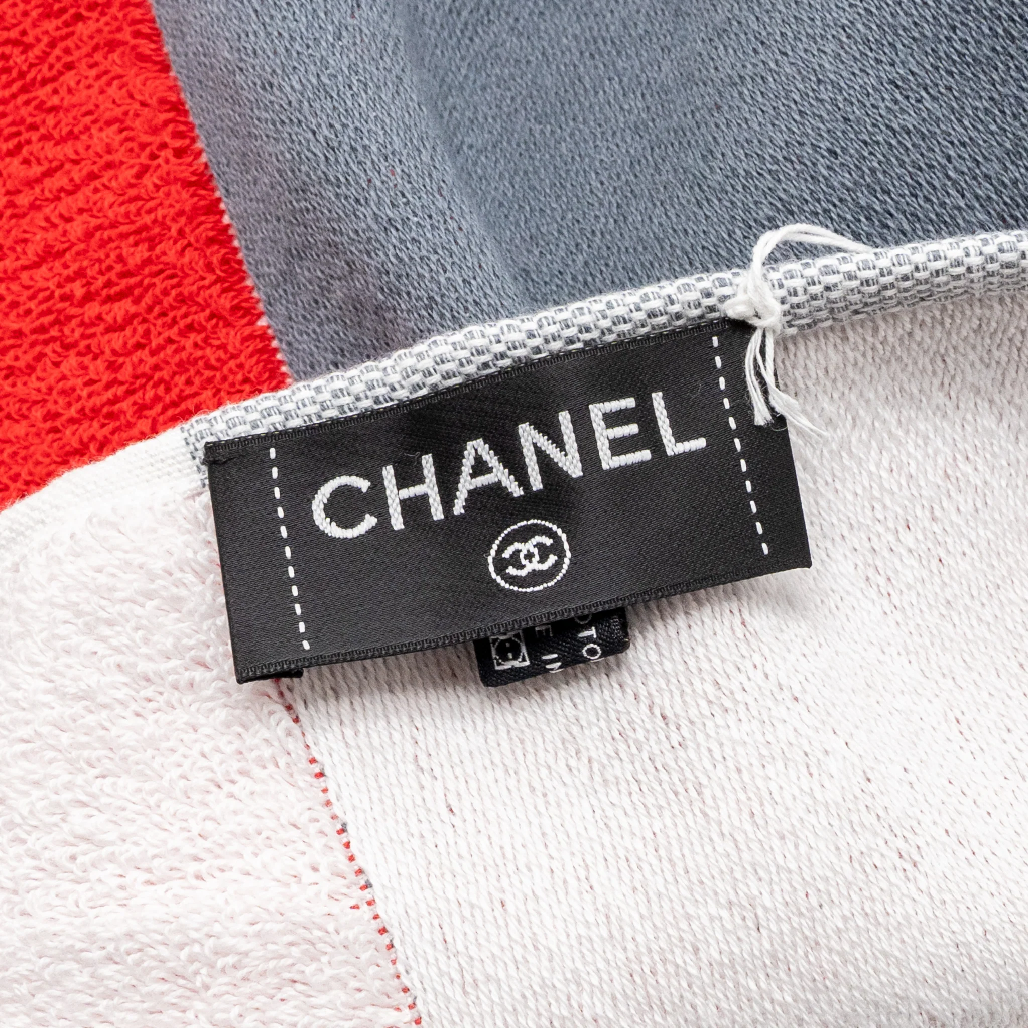 Chanel Bath Towel Cotton White/Red - Image 5