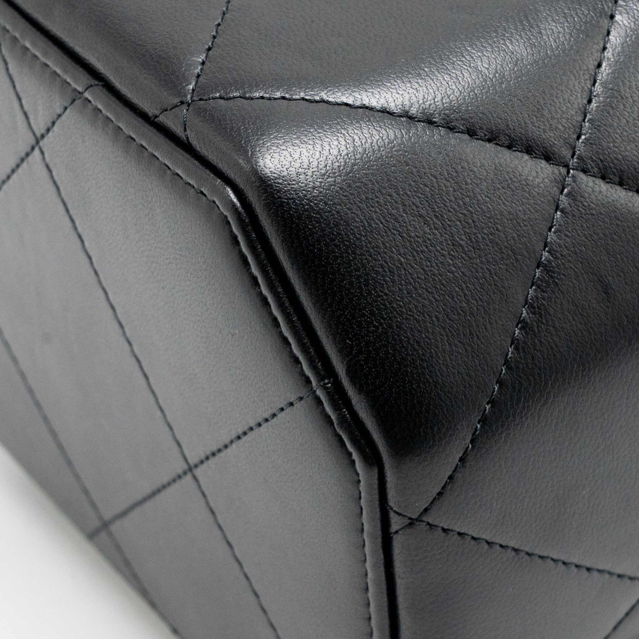 Chanel Top Handle Vendome Small Vanity Case Lambskin Black LGHW (Microchip) - Image 10