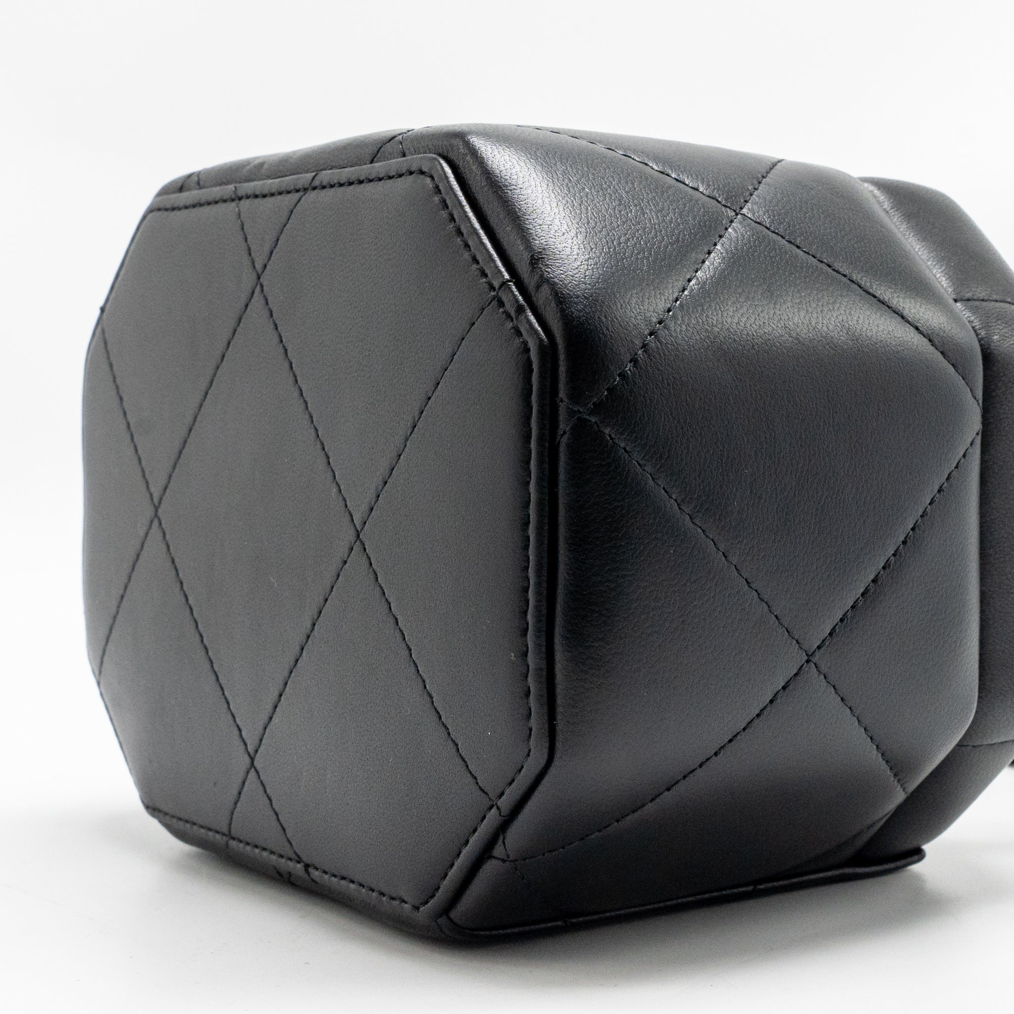 Chanel Top Handle Vendome Small Vanity Case Lambskin Black LGHW (Microchip) - Image 8