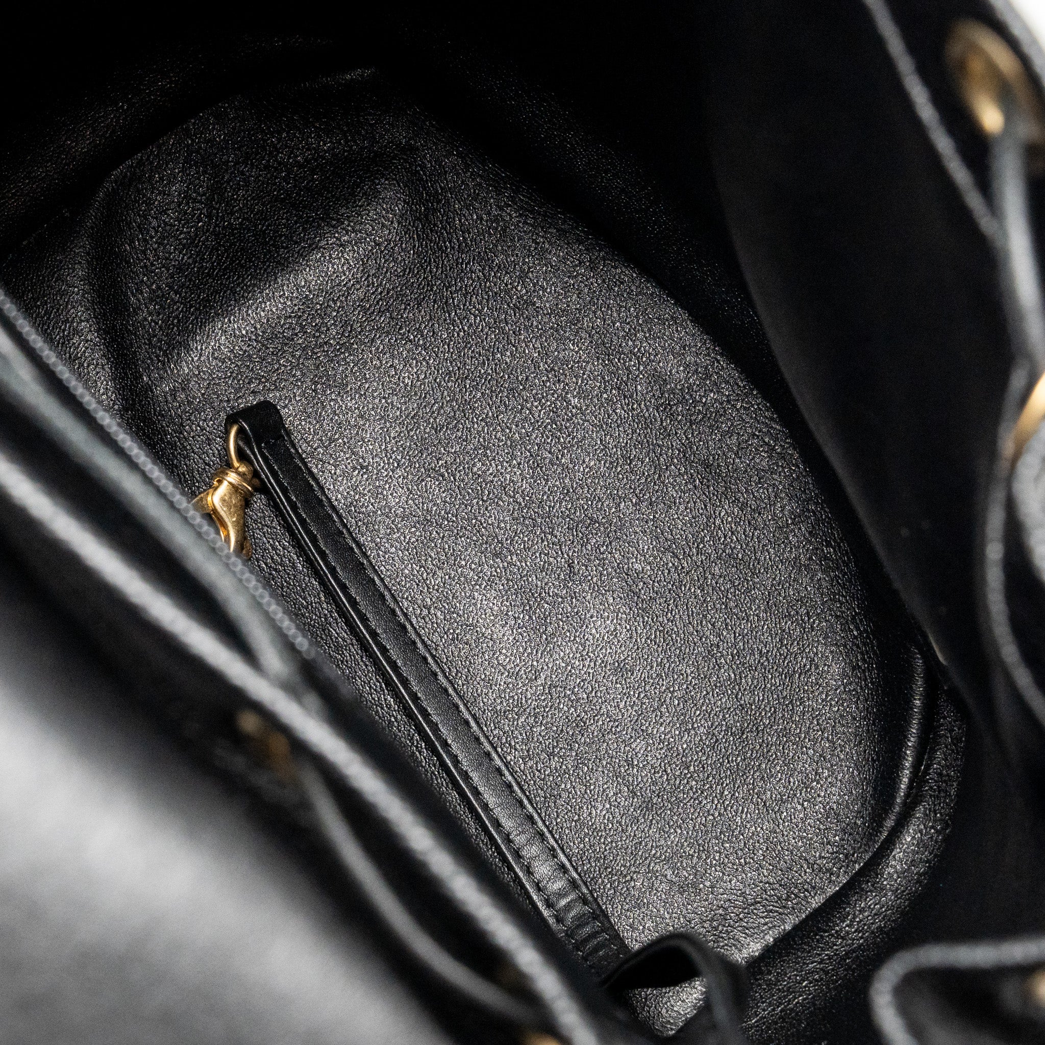 Chanel CC Filigree Backpack Caviar Black GHW - Image 17