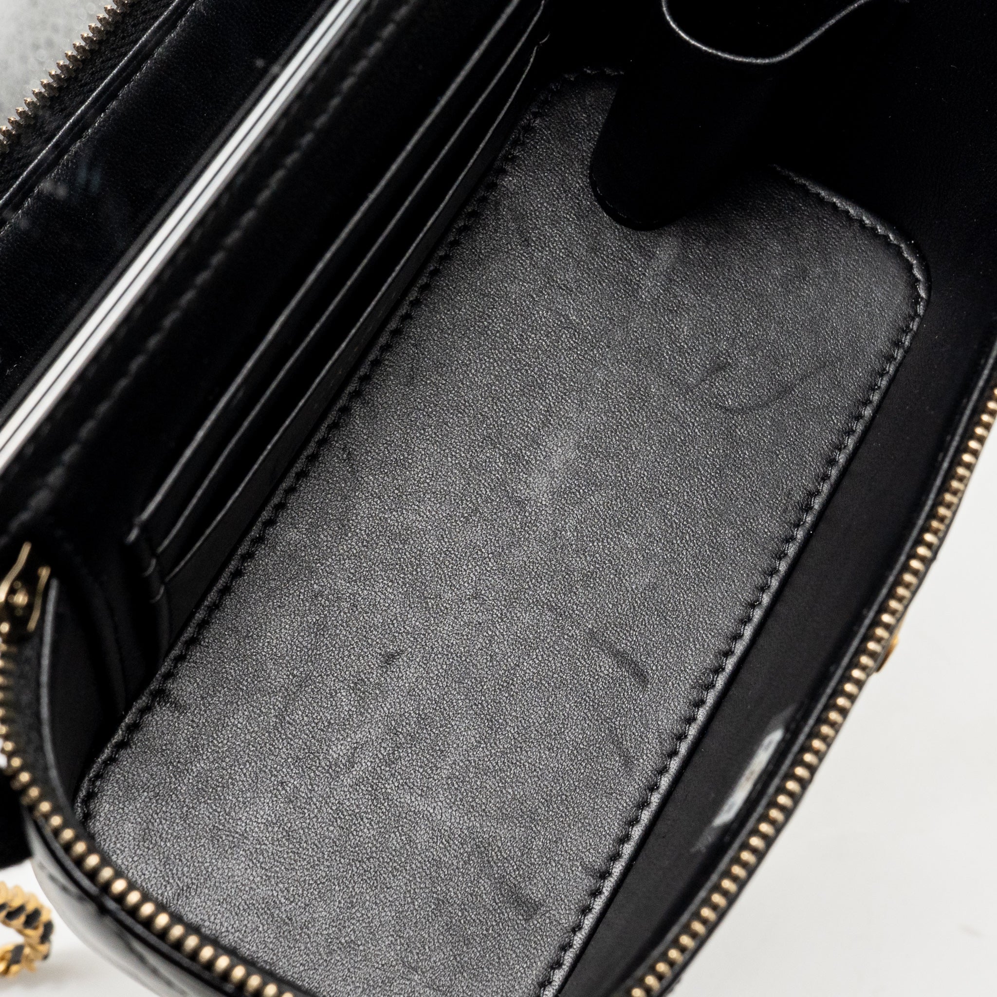 Chanel Letter Logo Detailed Top Handle Long Vanity Shiny Calfskin Black GHW (Microchip) - Image 16