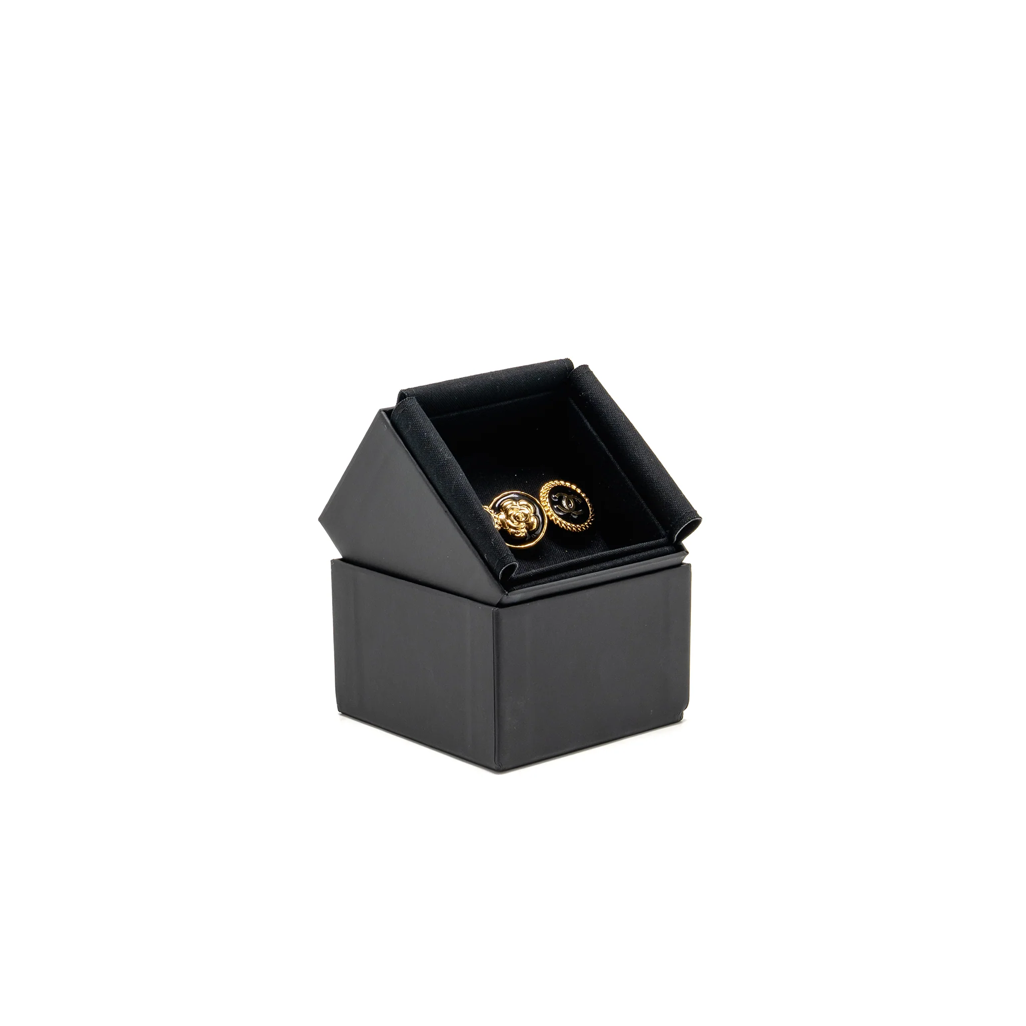 Chanel CC, Camellia, Lucky Clover Brooch Set Black Gold Tone - Image 2
