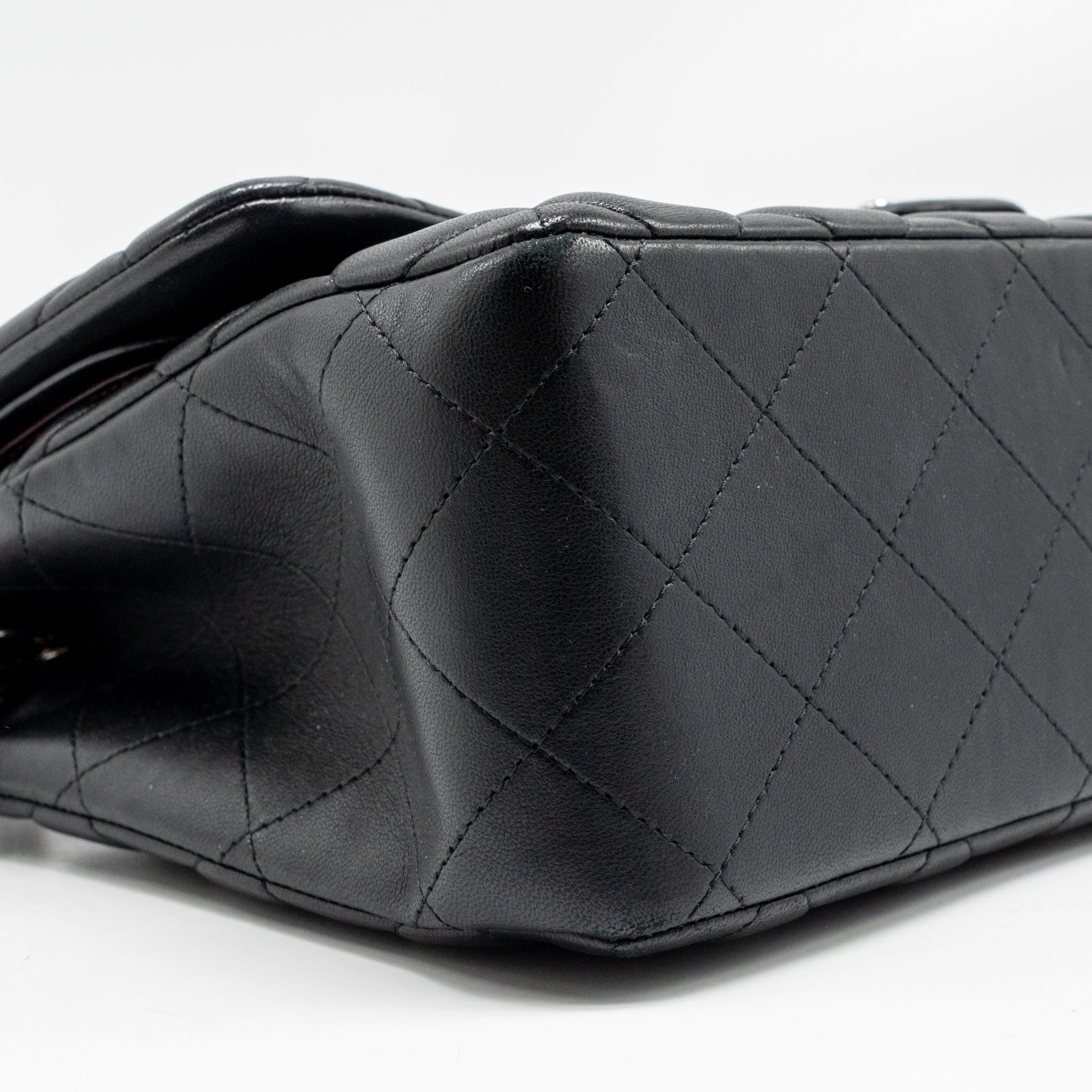 Chanel classic jumbo double flap bag lambskin black SHW - Image 7