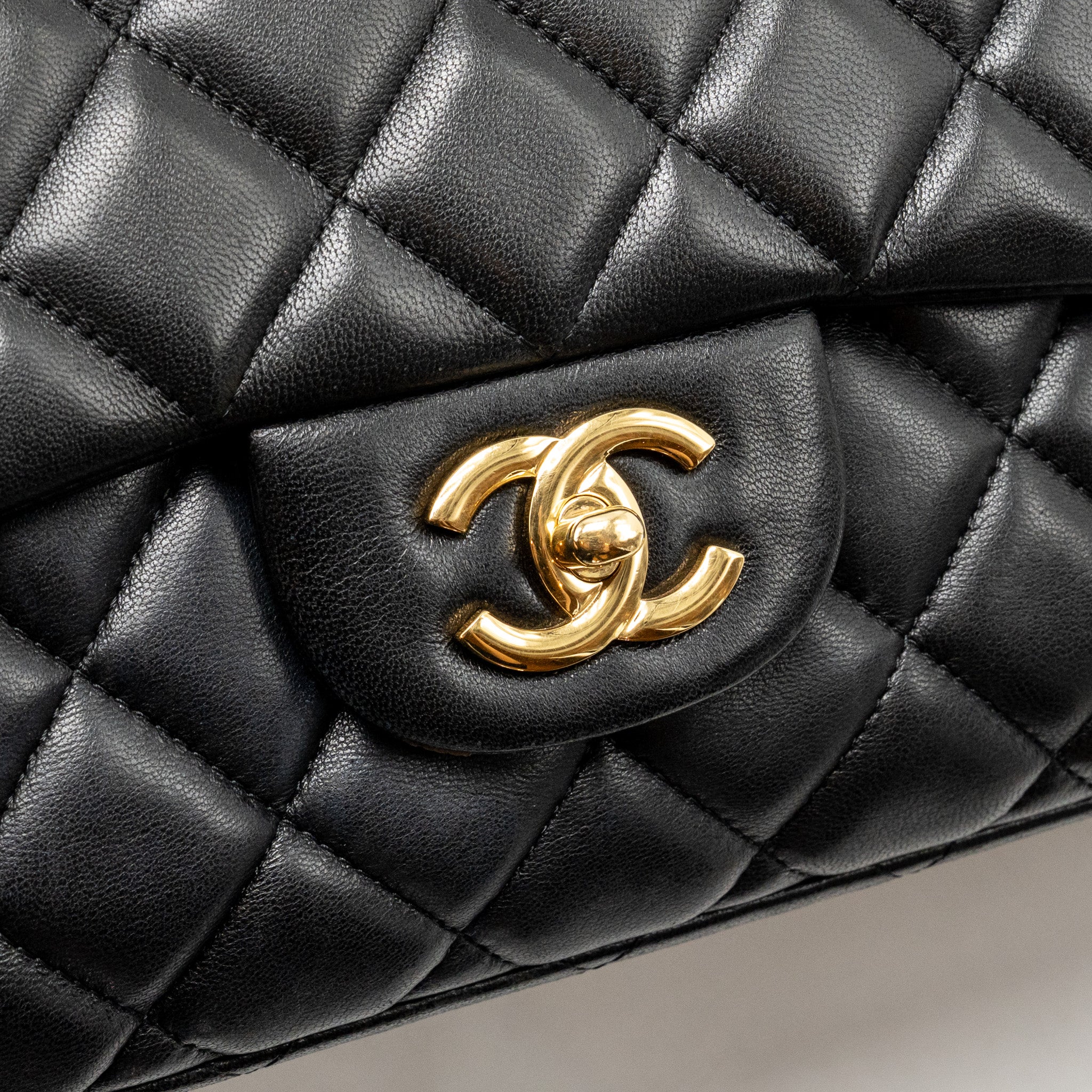 Chanel Maxi Single Flap Bag Lambskin Black GHW - Image 13