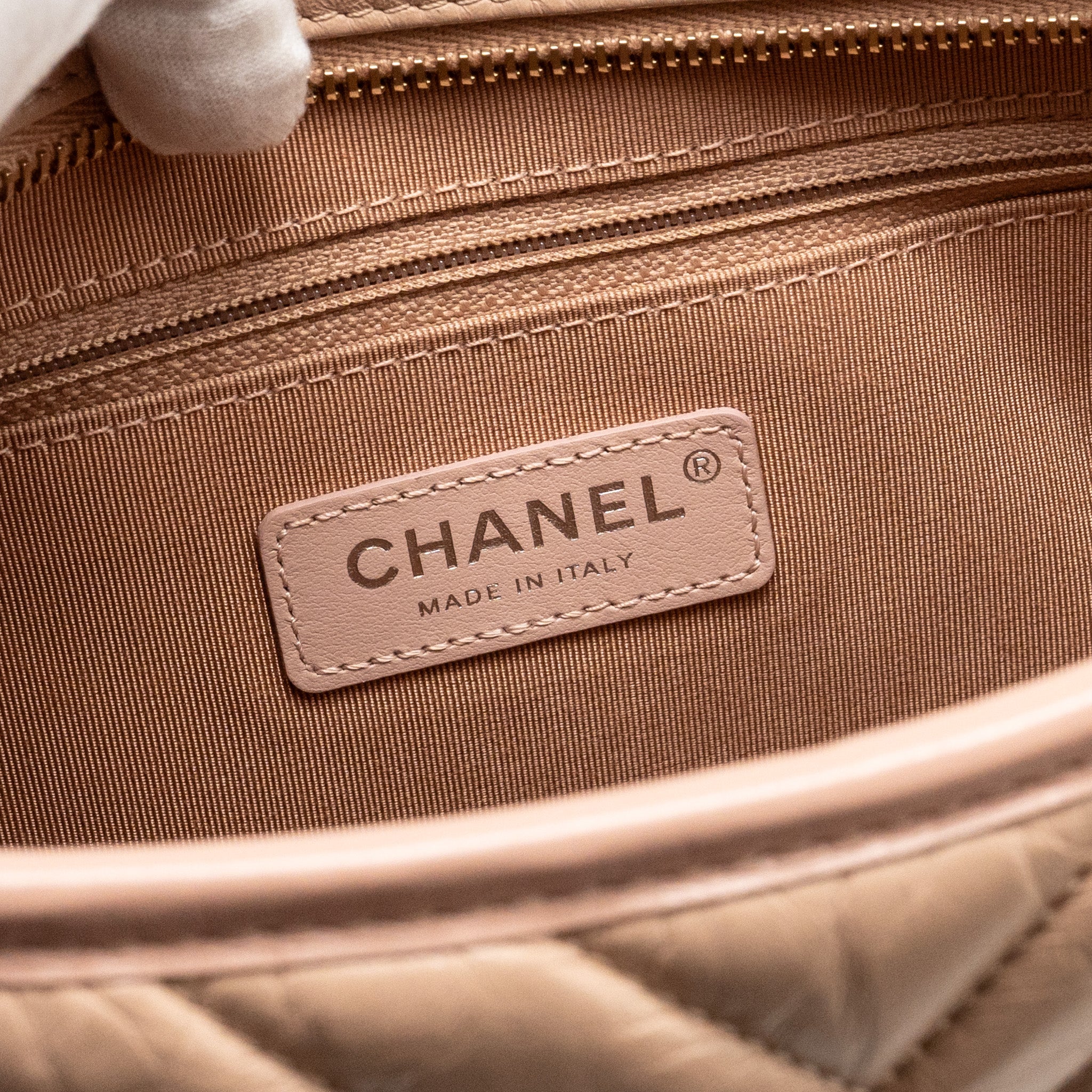 Chanel Chevron Gabrielle Hobo Bag Calfskin Pink Beige Multicolour Hardware - Image 14