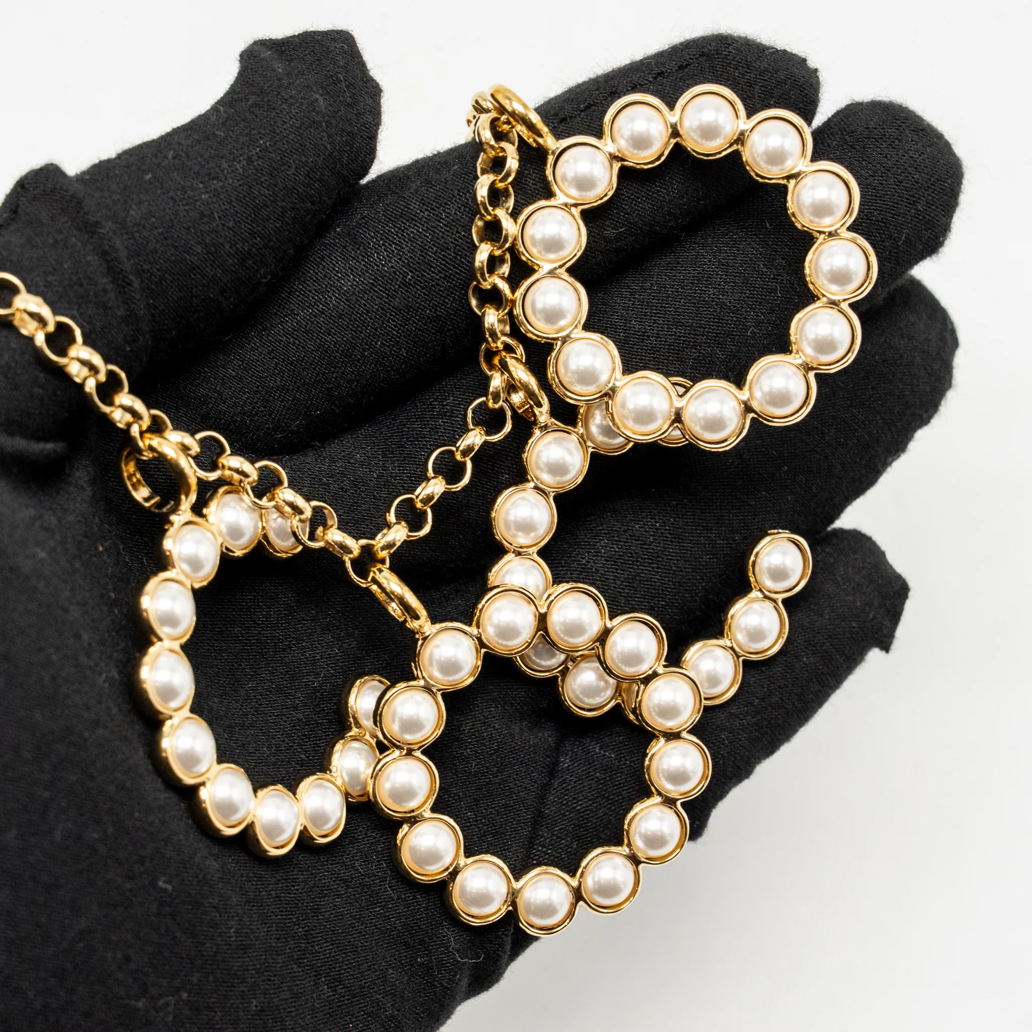 Chanel Coco letter chain belt with pearl gold tone - Image 3