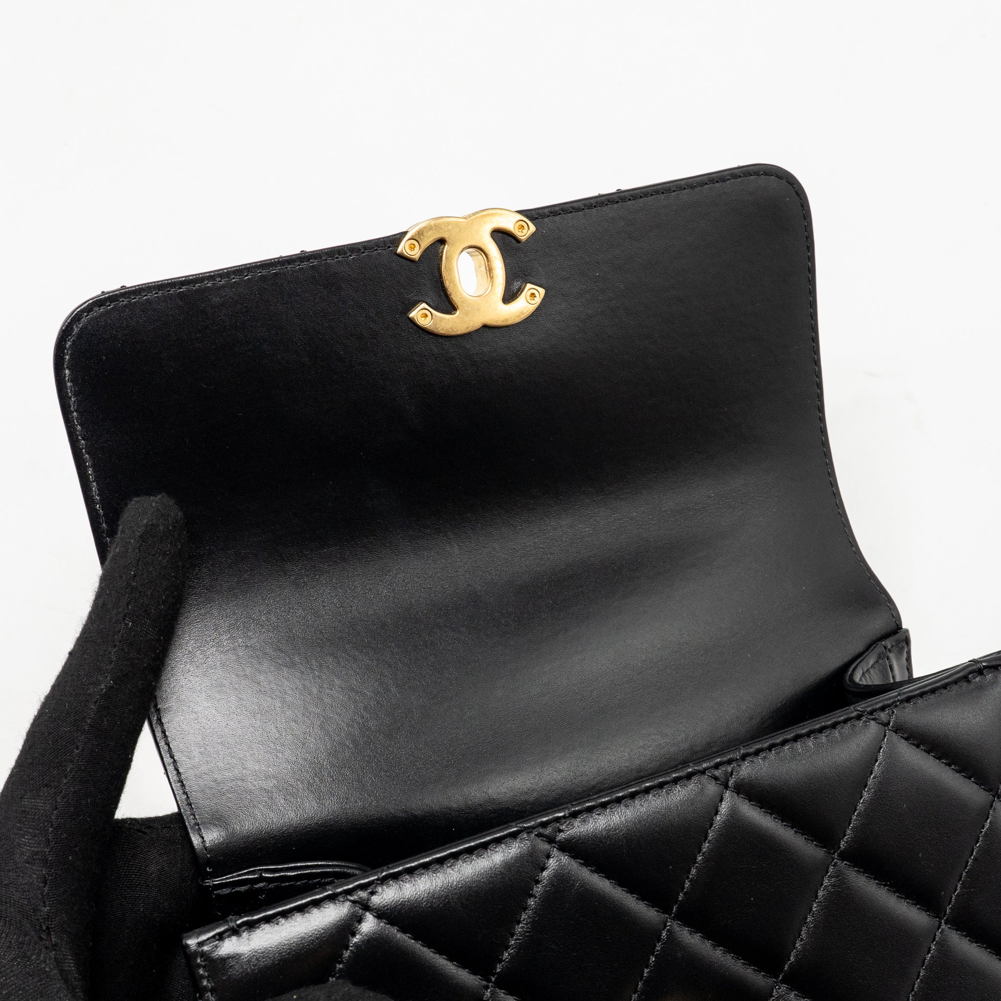 Chanel Gold Crush Mini Flap Bag Shiny Calfskin Black GHW (Microchip) - Image 15