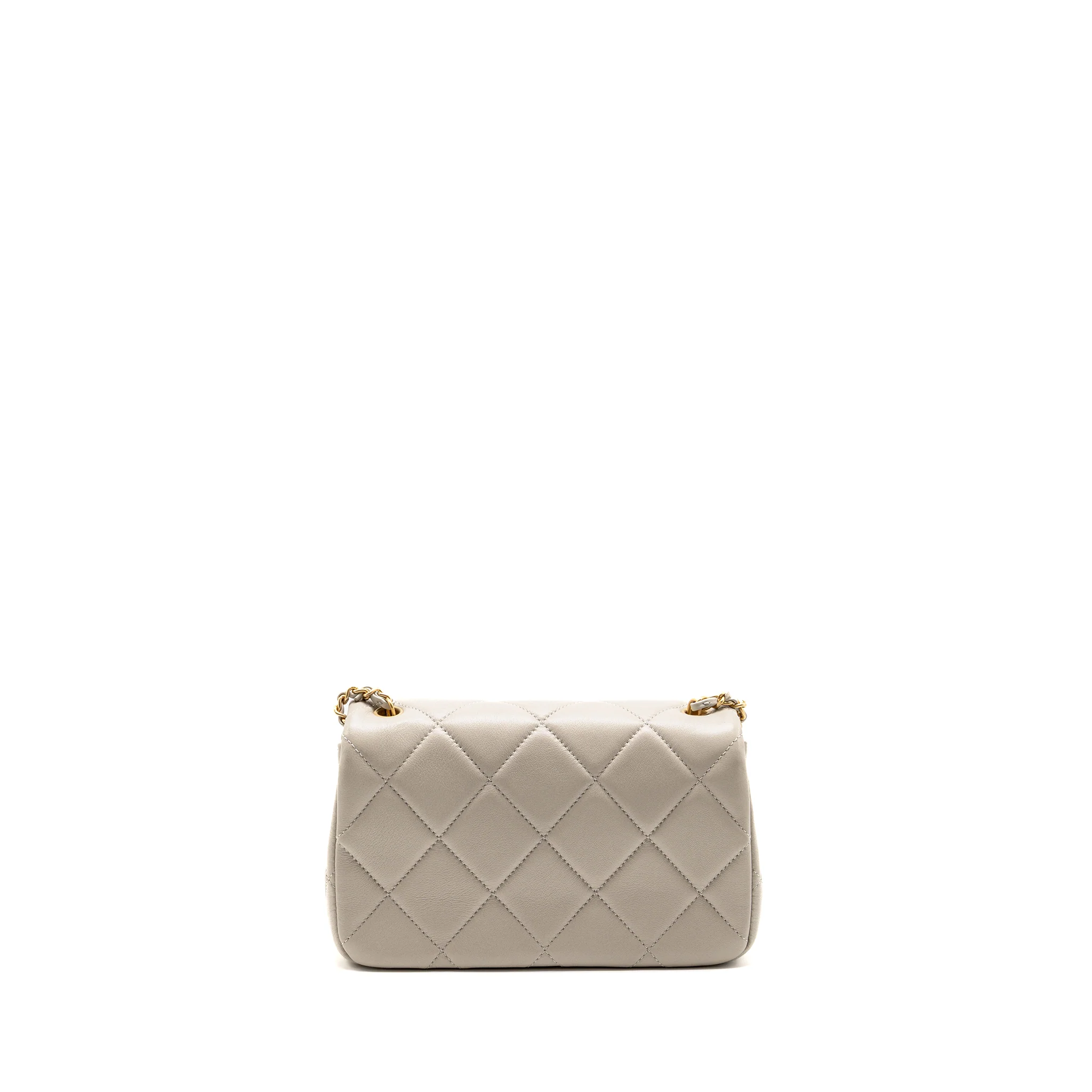 Chanel 24s pearl adjustable chain rectangular flap bag lambskin light grey GHW (microchip) - Image 2
