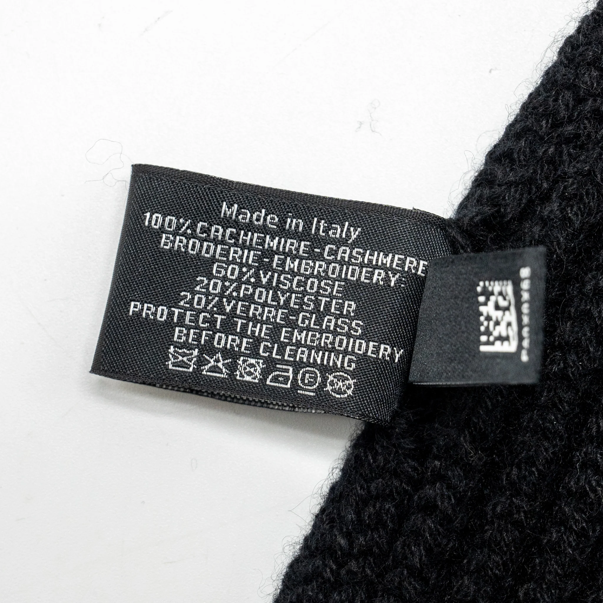 Chanel Letter and CC Logo Scarf Cashmere Black - Image 4