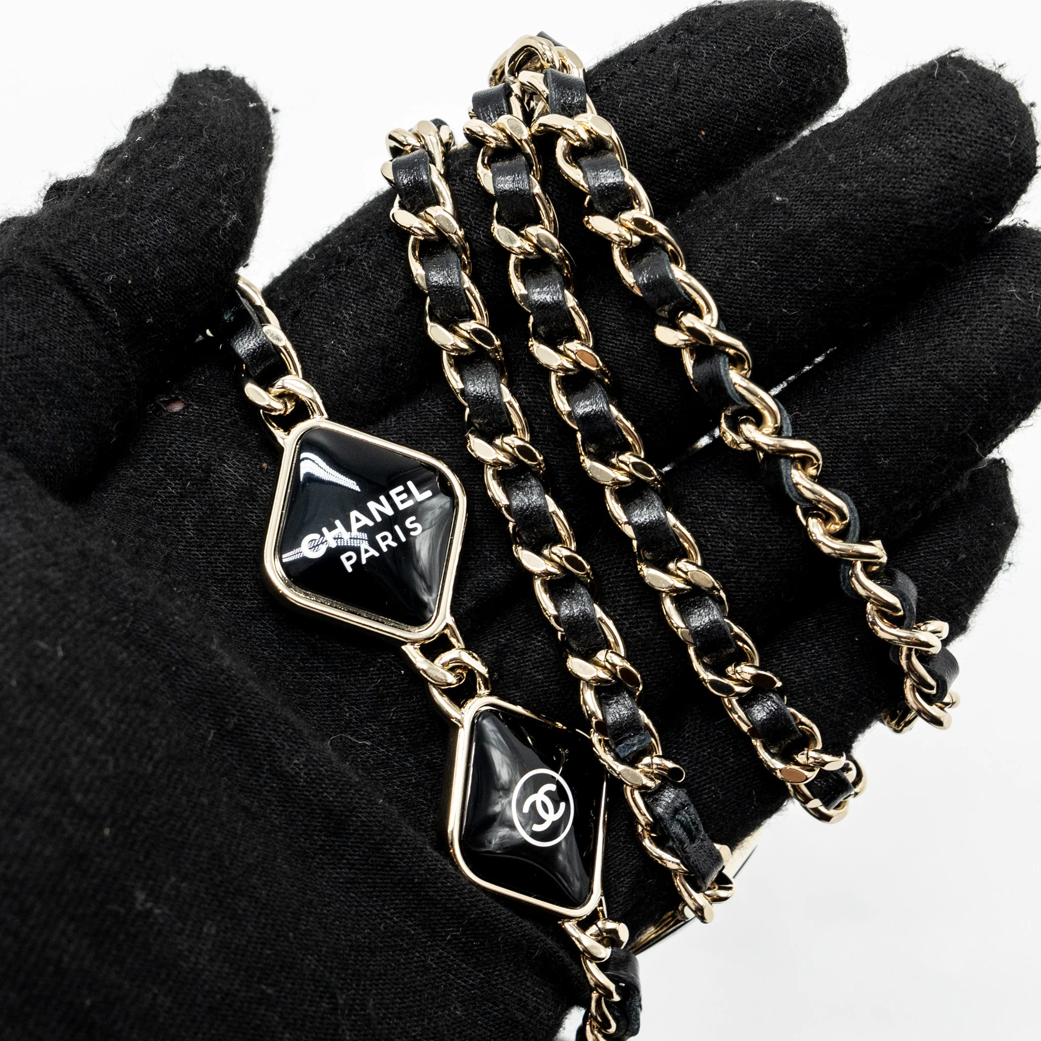 Chanel long vanity case with charms chain Calfskin Black LGHW (microchip) - Image 13