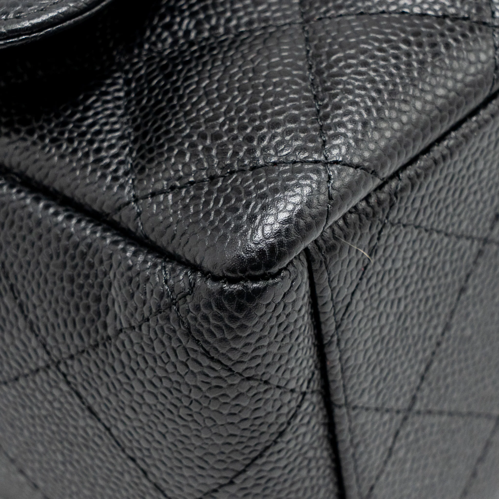 Chanel Maxi Classic Double Flap bag Caviar Black GHW - Image 9
