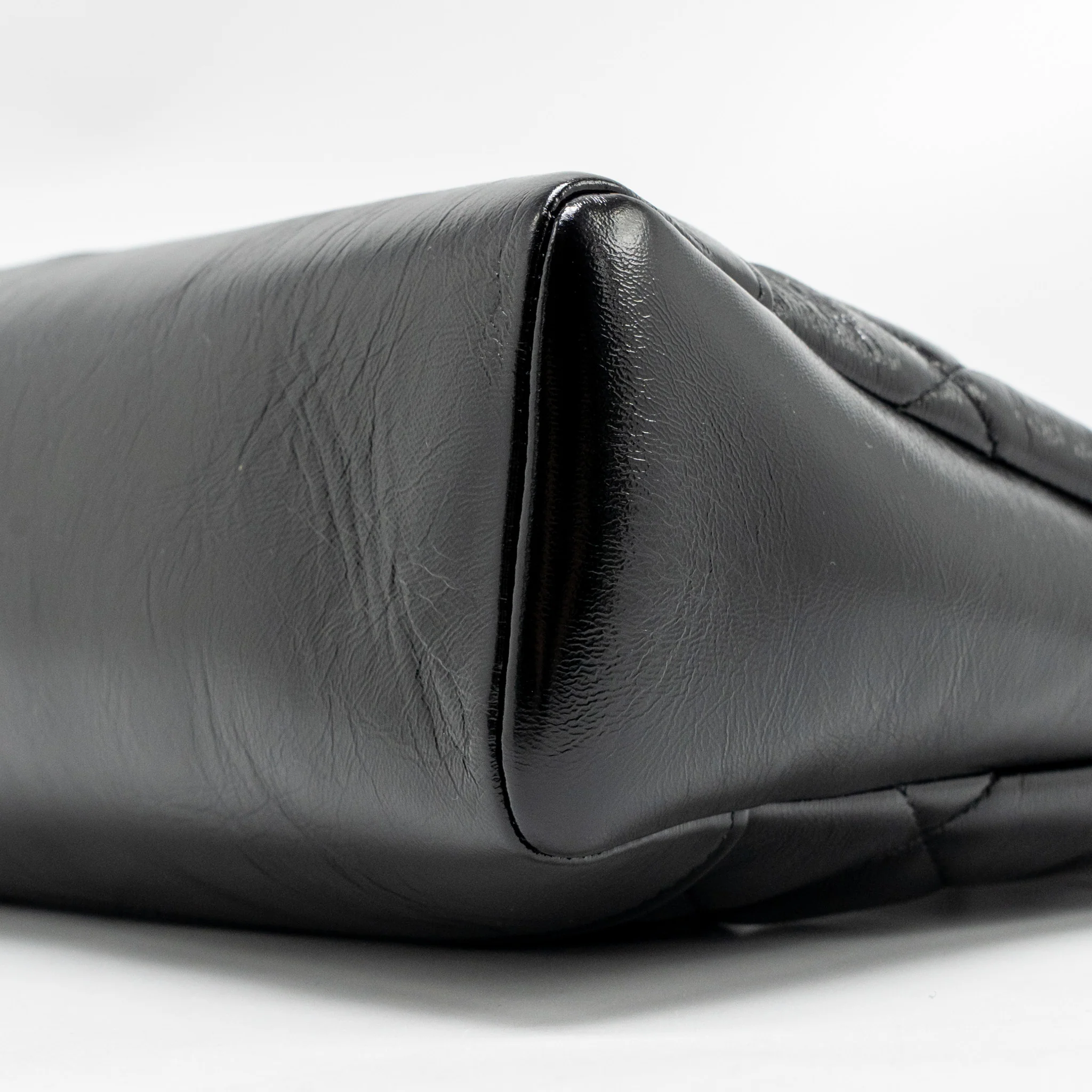 Chanel medium 31 bag shiny lambskin Black LGHW (microchip) - Image 7