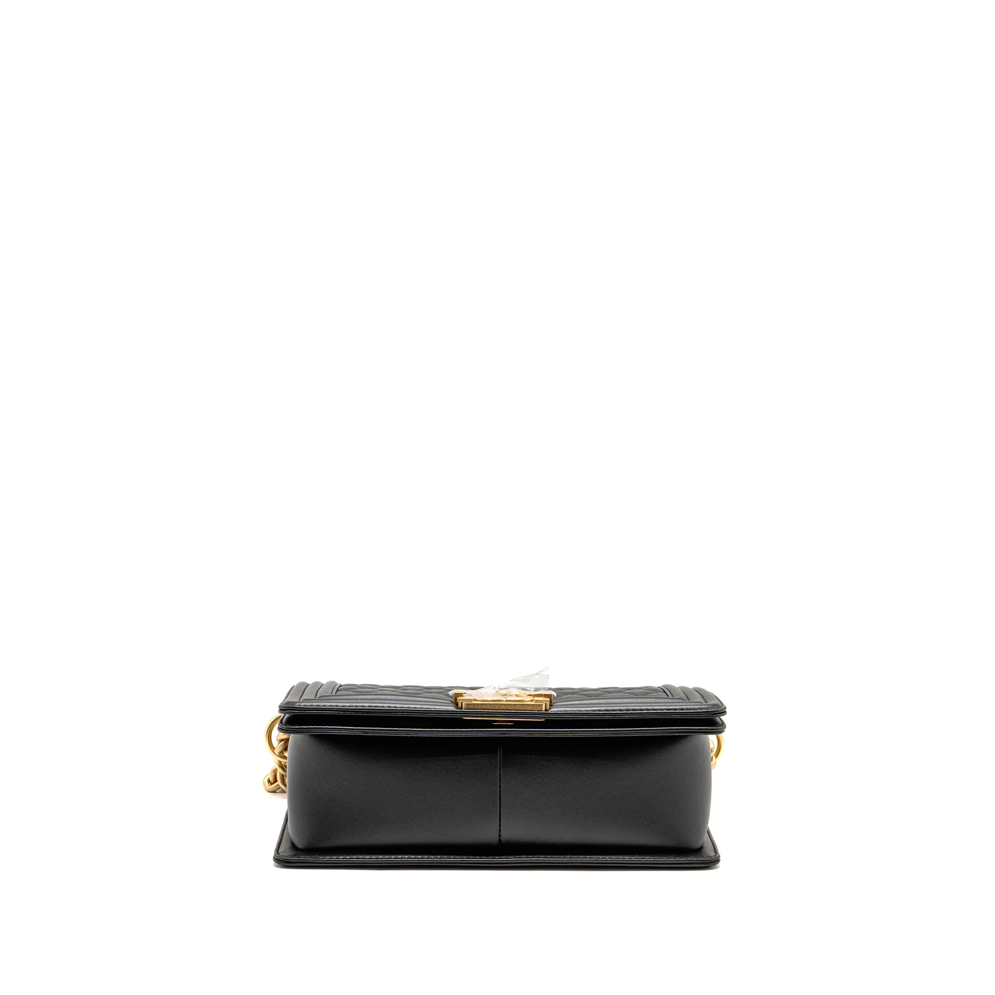 Chanel Medium Boy Bag Calfskin Black GHW (Microchip) - Image 6