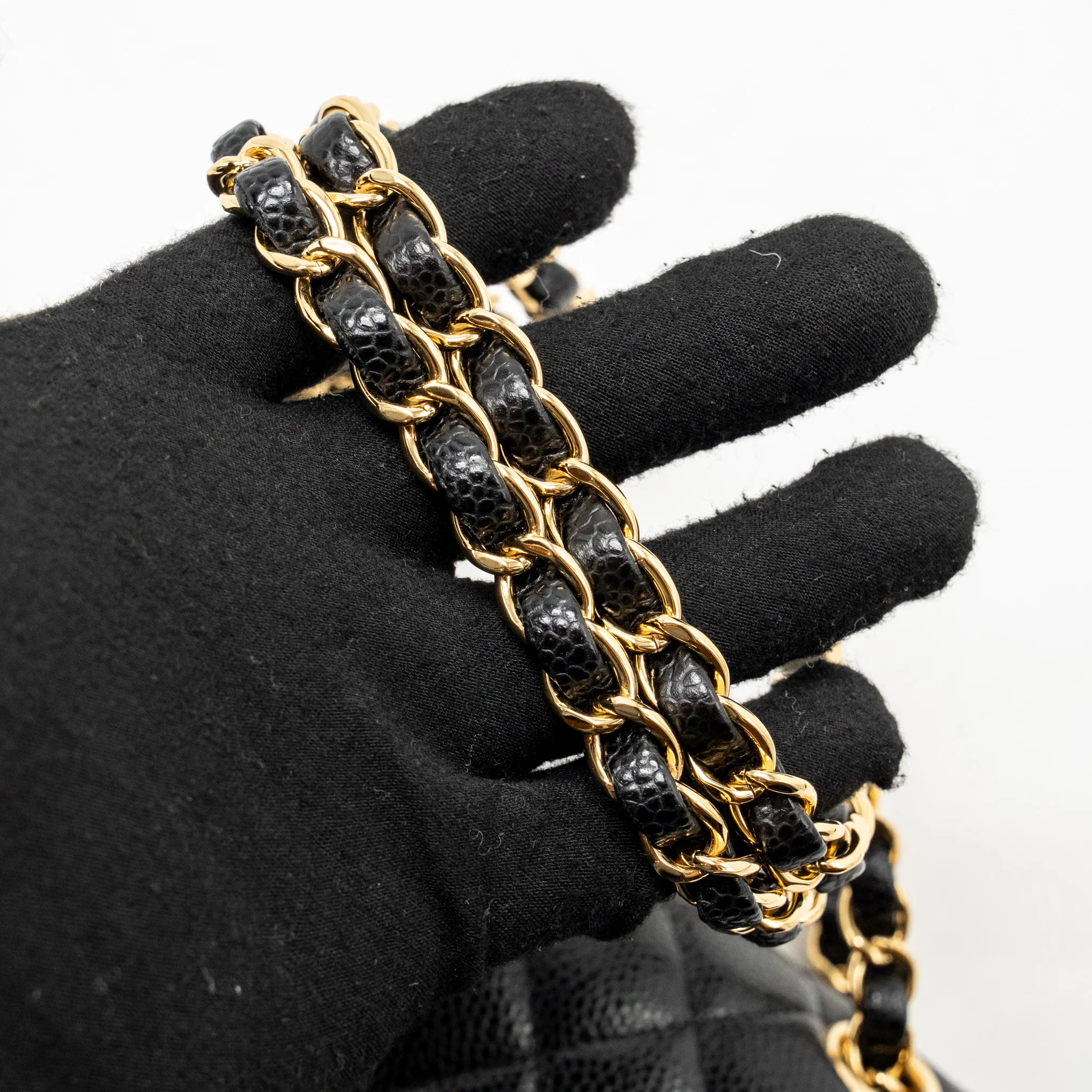 Chanel Medium Classic Double Flap bag caviar black GHW (microchip) - Image 19