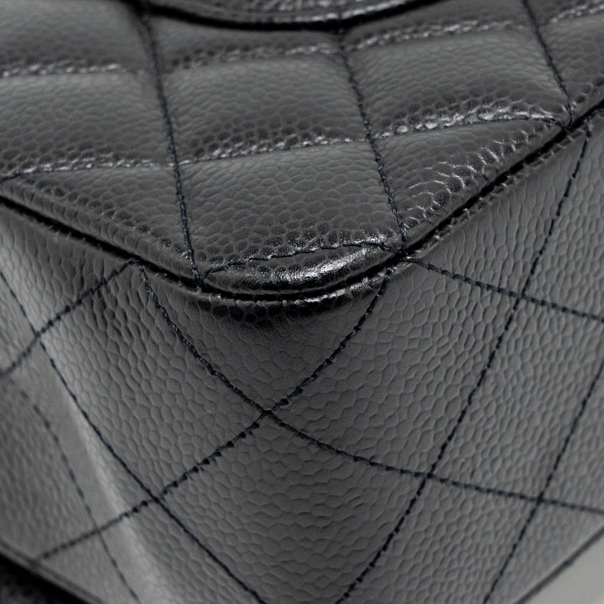Chanel Medium Classic Double Flap Bag Caviar Black LGHW - Image 10