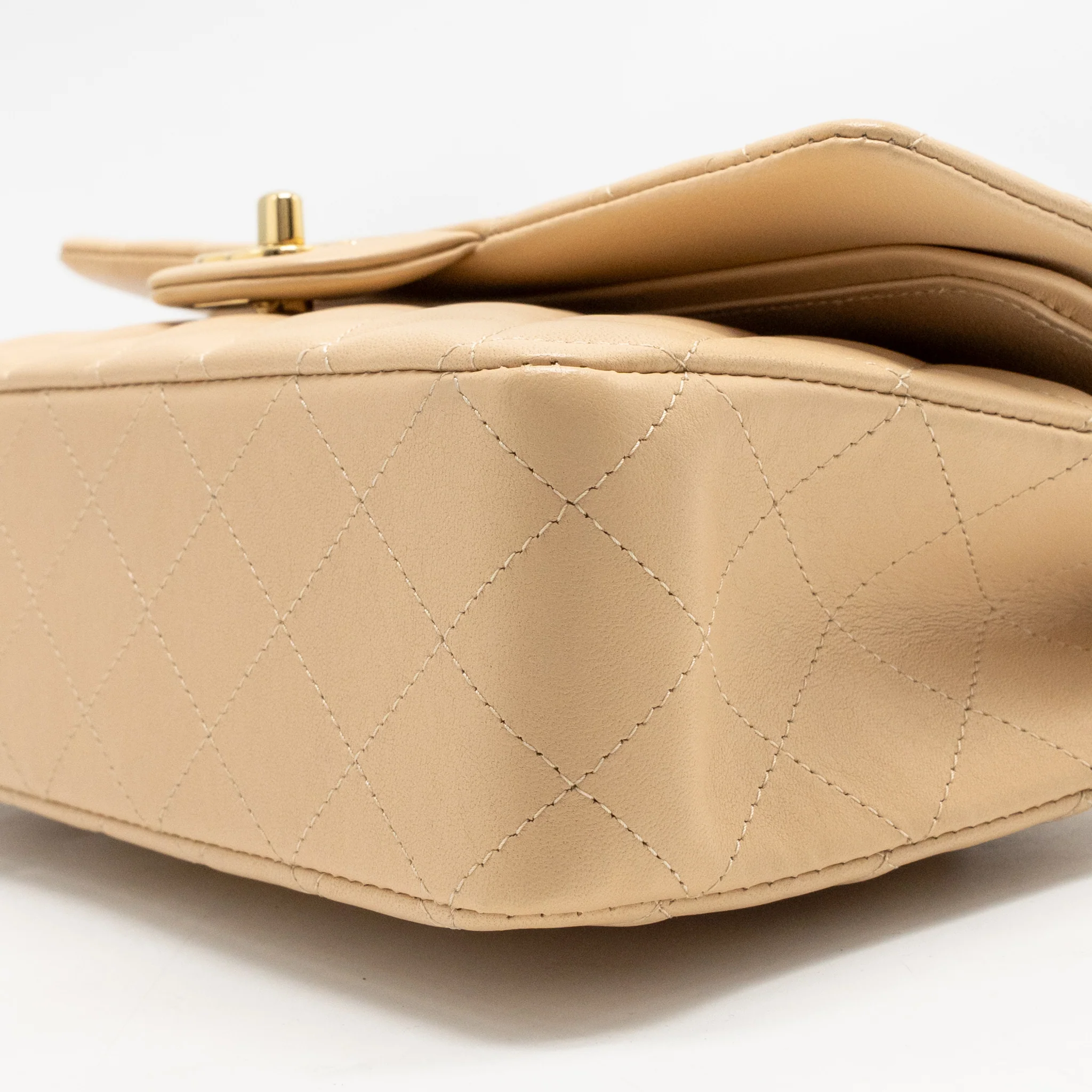 Chanel Medium Classic Double Flap Bag Lambskin Beige GHW (Microchip) - Image 8