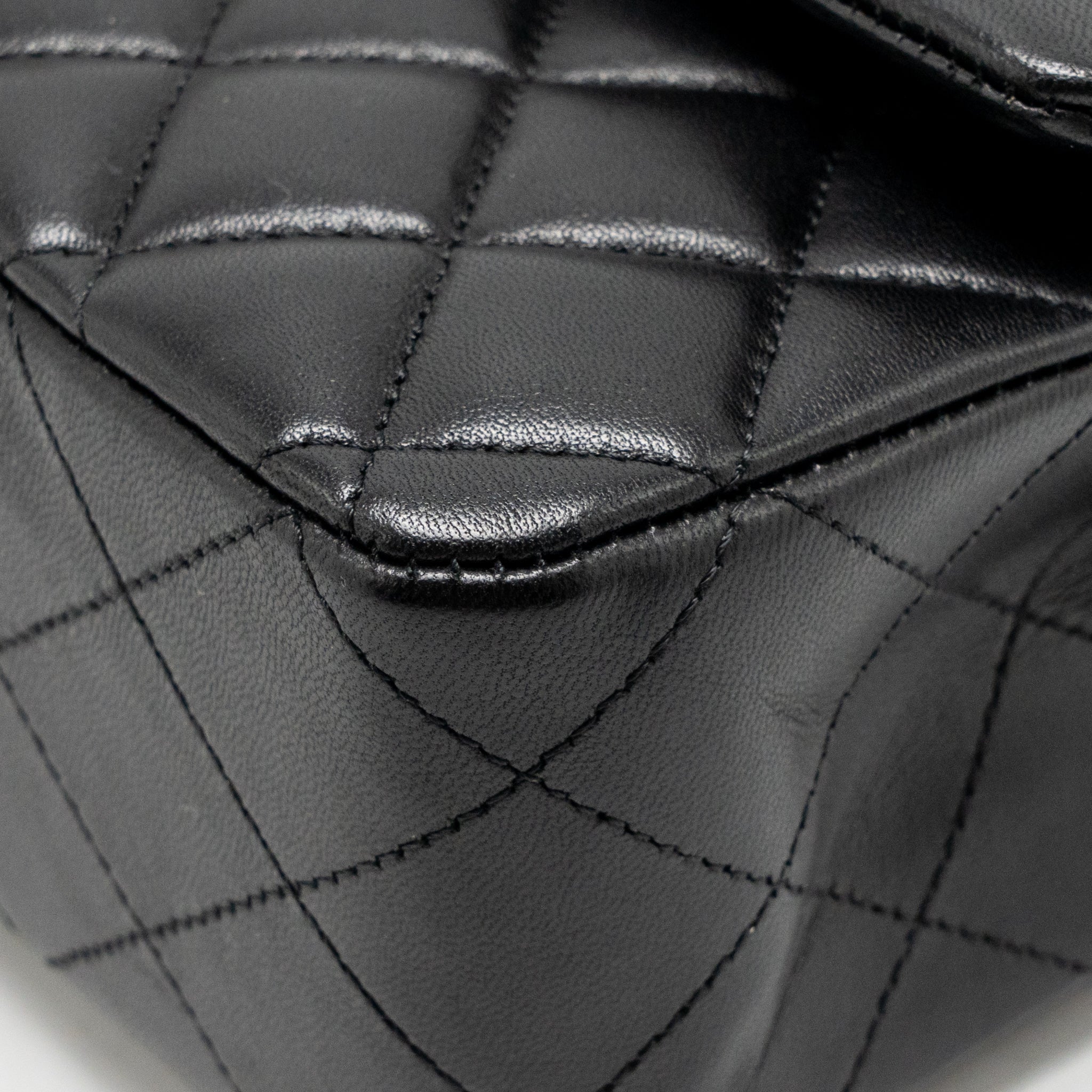 CHANEL Medium Classic Double Flap Bag Lambskin Black GHW - Image 10
