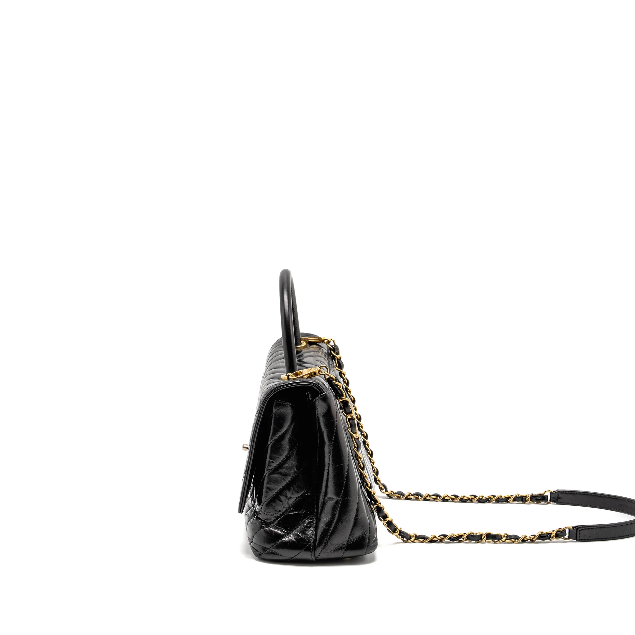 Chanel Medium Coco Handle Chevron Calfskin Black GHW - Image 4