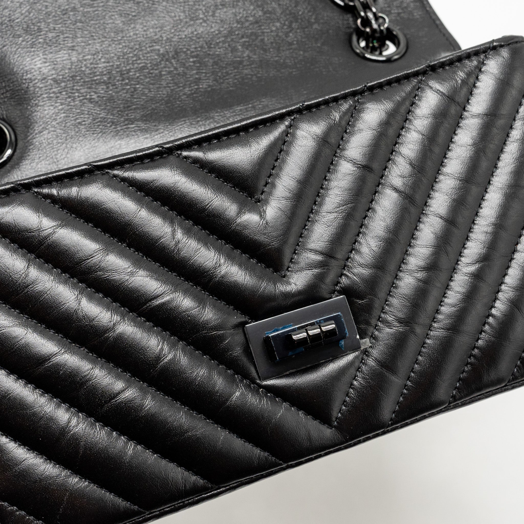 Chanel Mini 2.55 Reissue Chevron Calfskin SO Black - Image 14