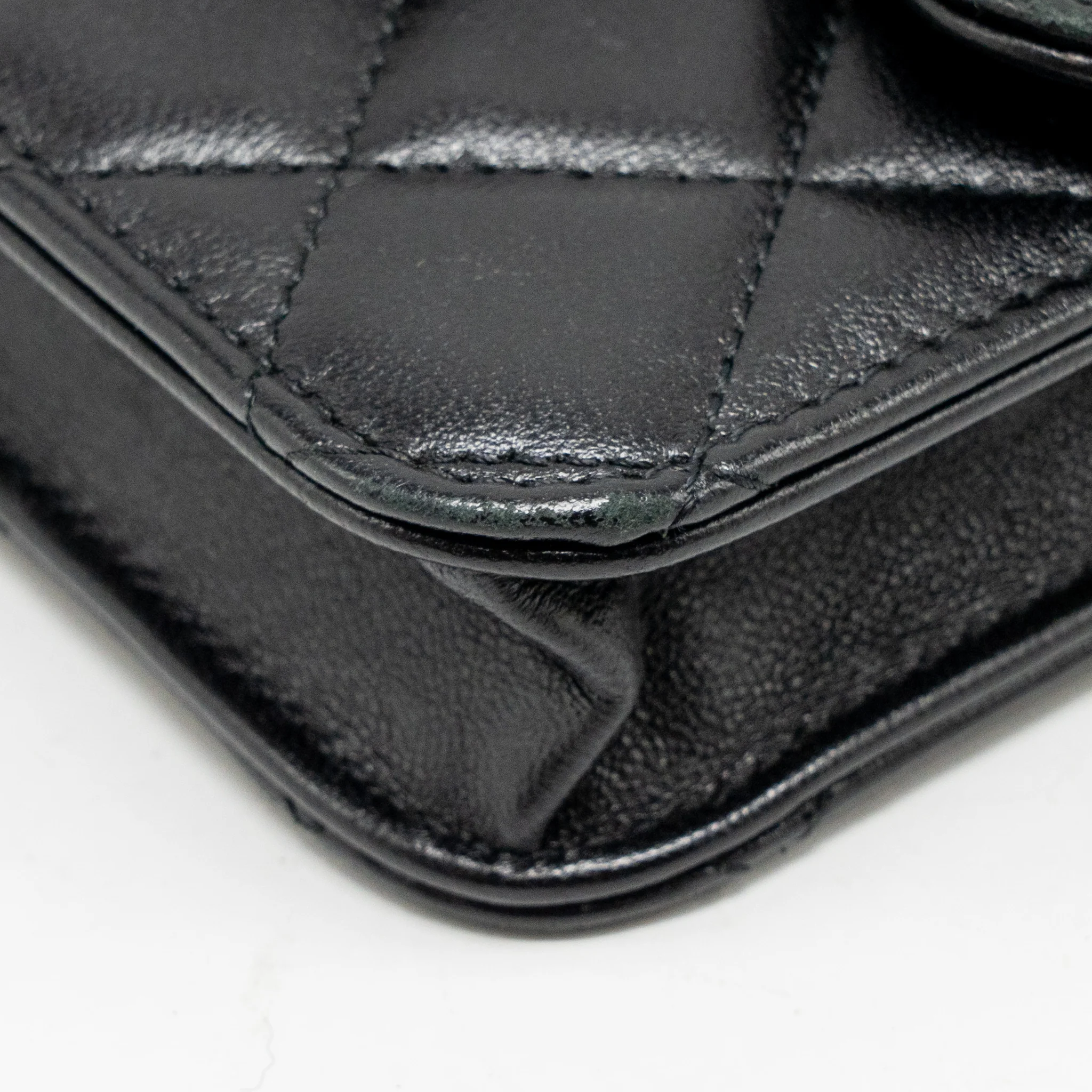 Chanel 21A Top Handle Coin Purse with Chain Lambskin Black GHW - Image 10