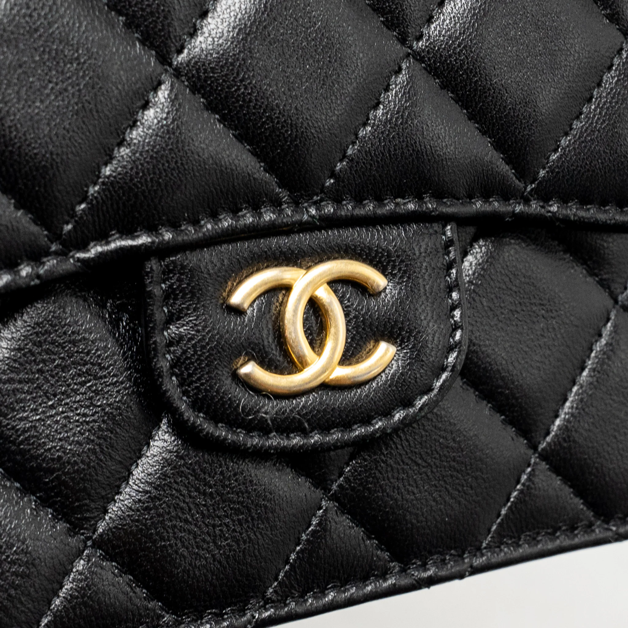 Chanel 21A Top Handle Coin Purse with Chain Lambskin Black GHW - Image 14