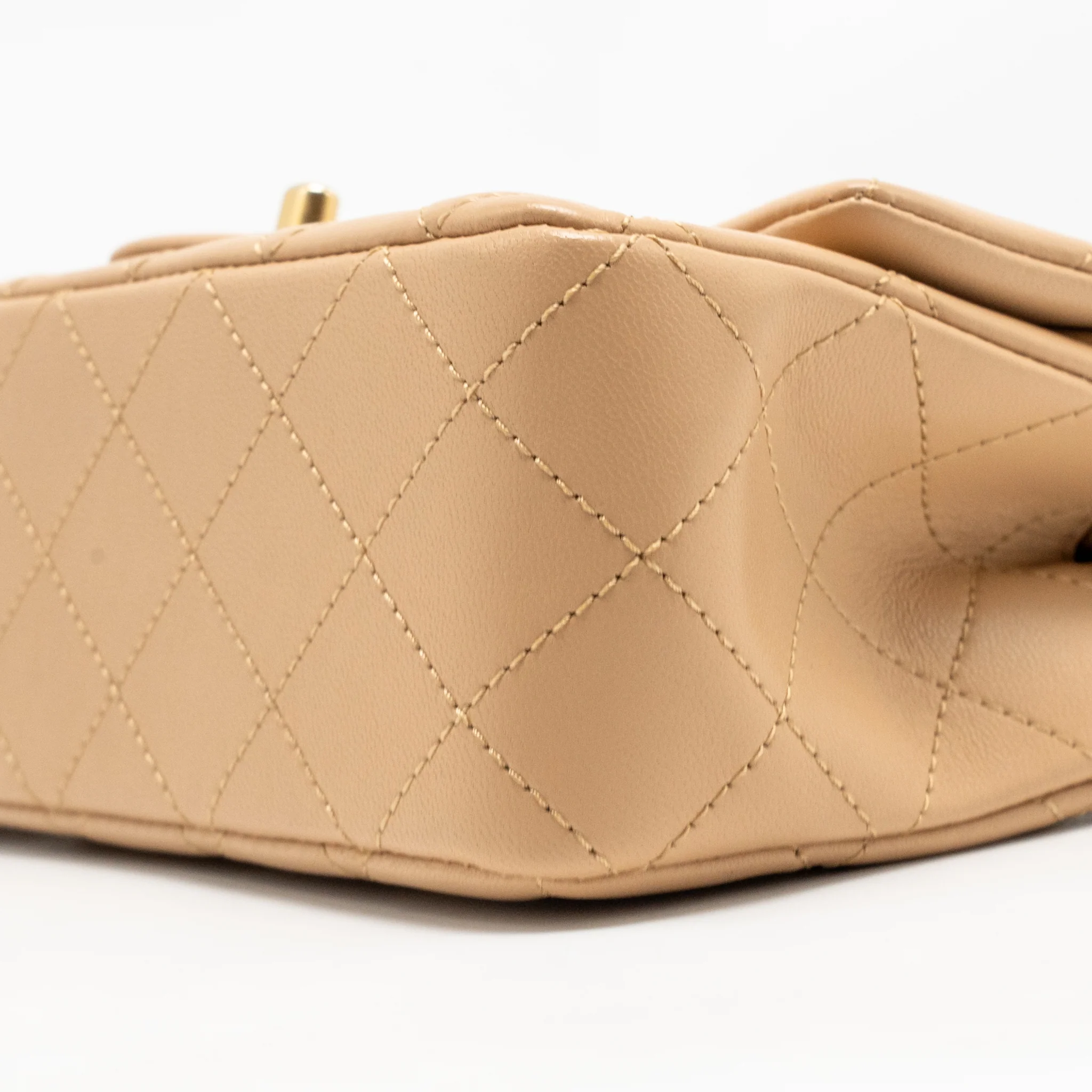 Chanel Pearl Crush mini rectangular flap bag lambskin beige GHW (microchip) - Image 8