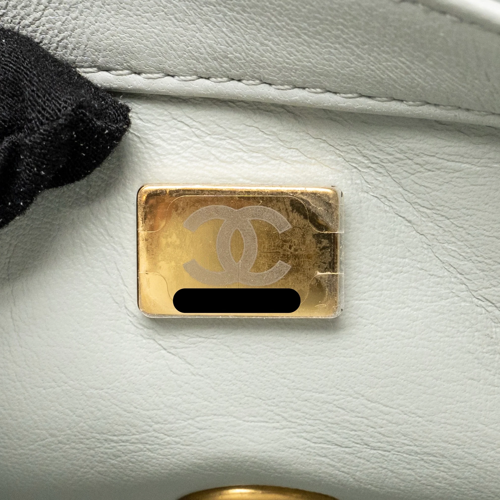 Chanel pearl crush mini rectangular flap bag lambskin grey GHW (microchip) - Image 17