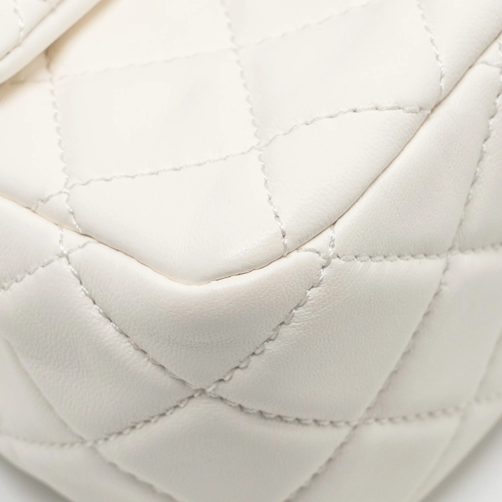 Chanel Pearl Crush Mini Square Lambskin White Brushed GHW (Microchip) - Image 9