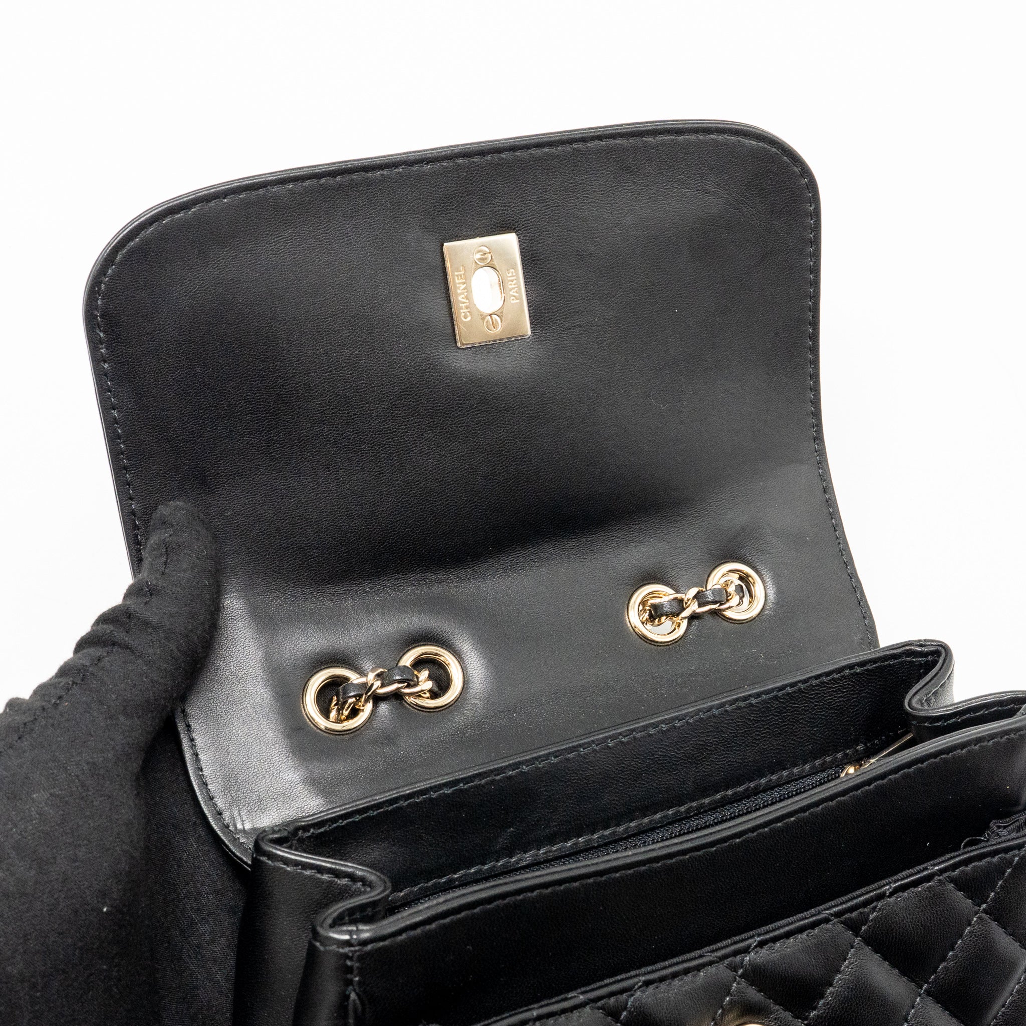 Chanel Quilted square flap bag lambskin black LGHW - Image 14
