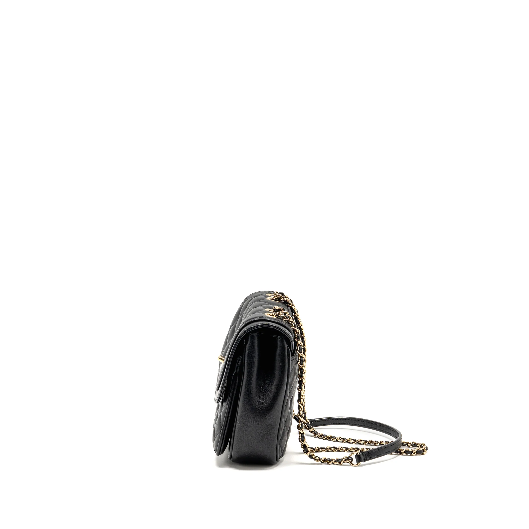 Chanel Quilted square flap bag lambskin black LGHW - Image 4
