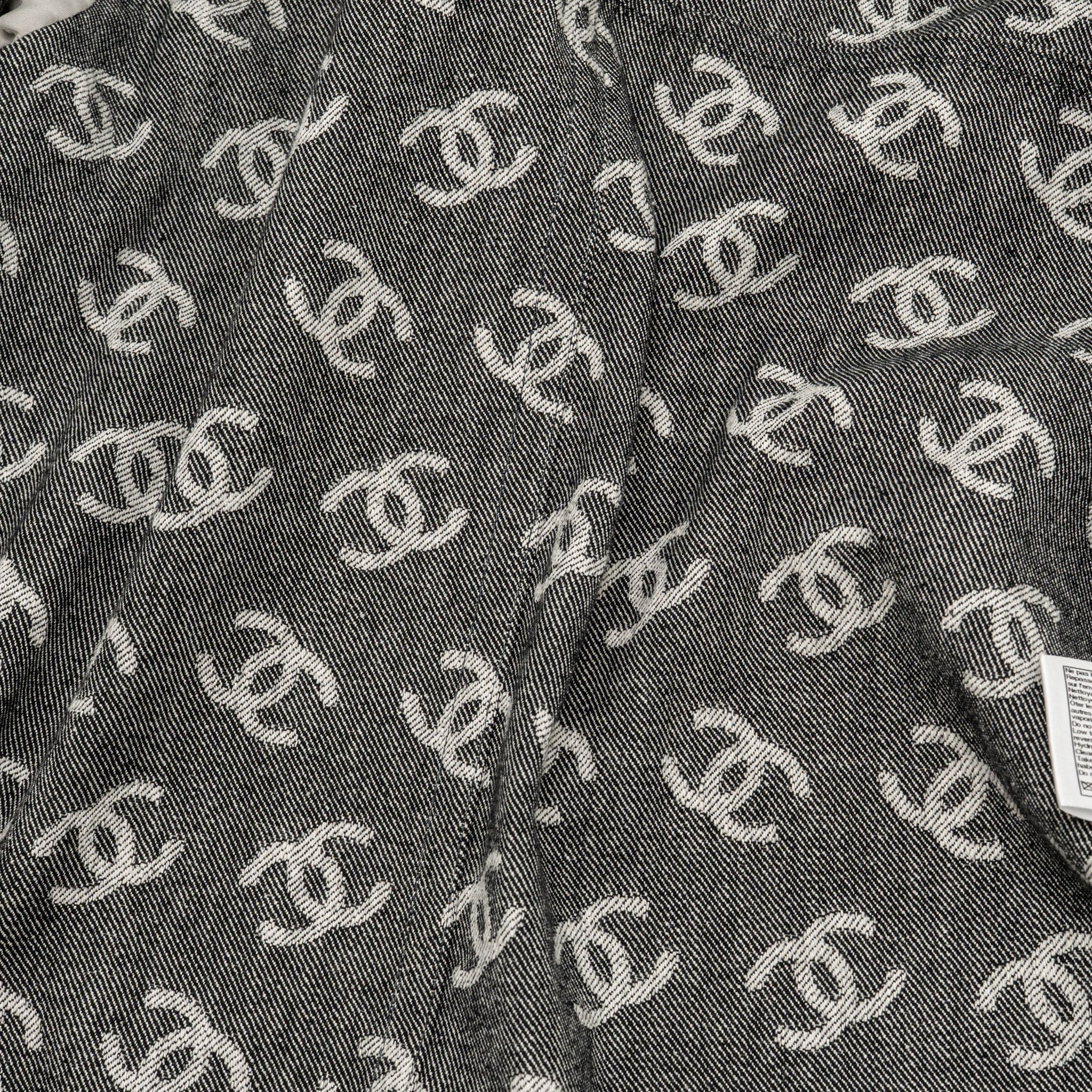 Chanel Size 34 CC Denim Jacket Cotton Grey/Black - Image 7