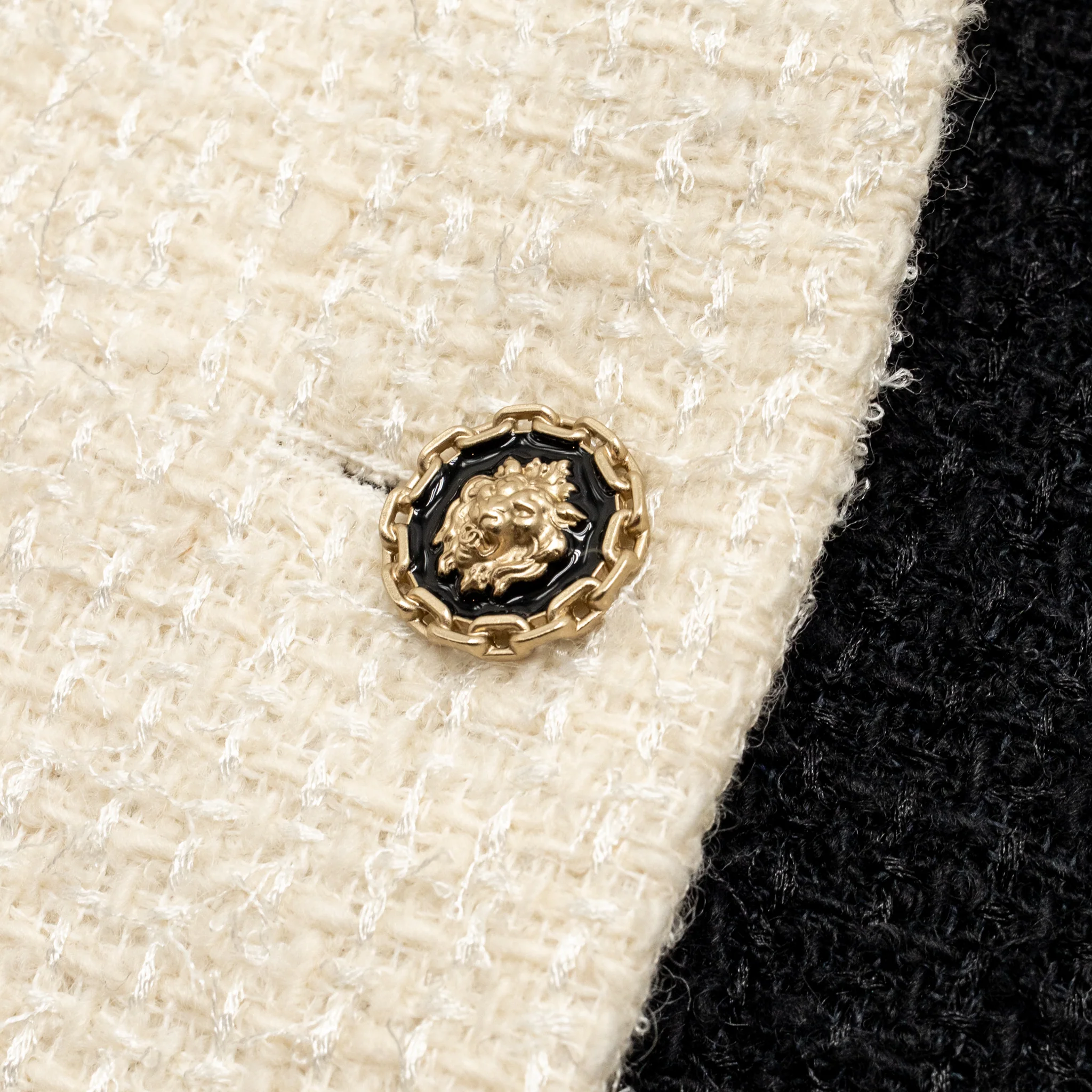 Chanel Size 36 20A Tweed Jacket Wool/Polyamide White/Black - Image 4