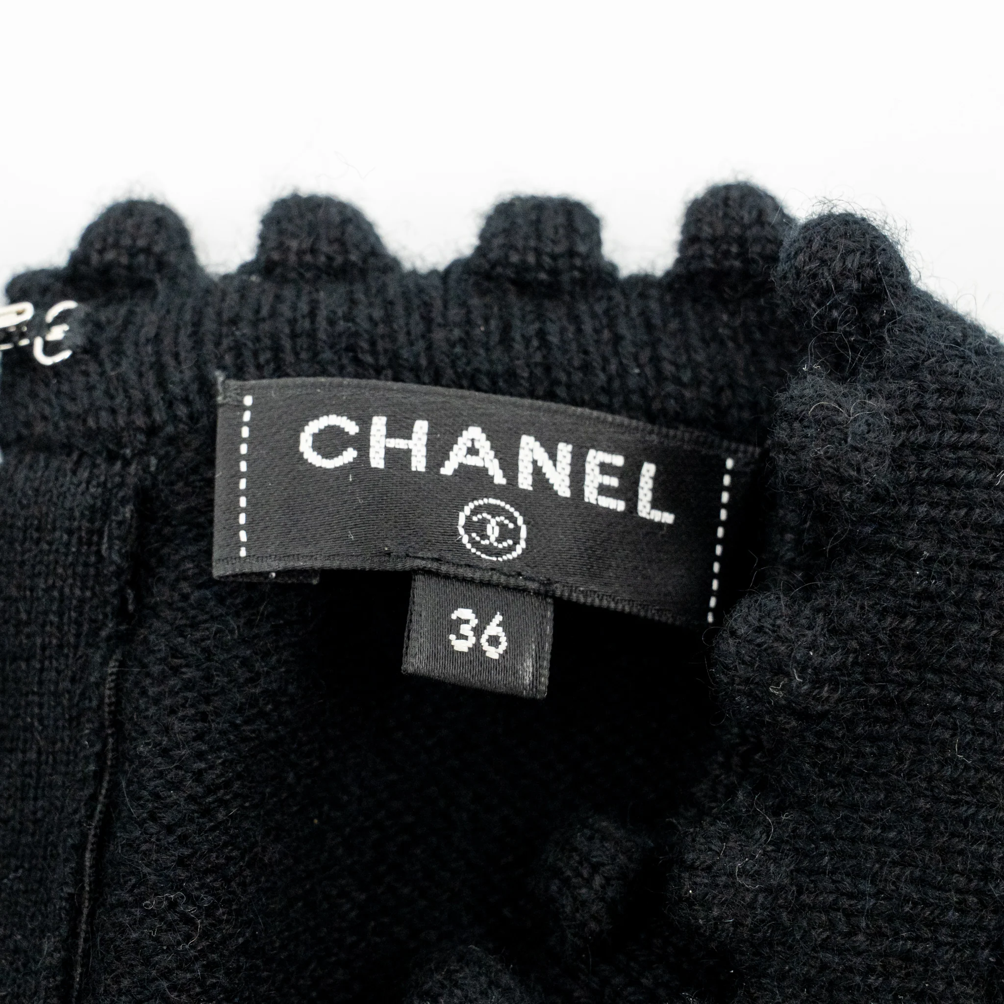 Chanel size 36 cashmere pullover black - Image 5