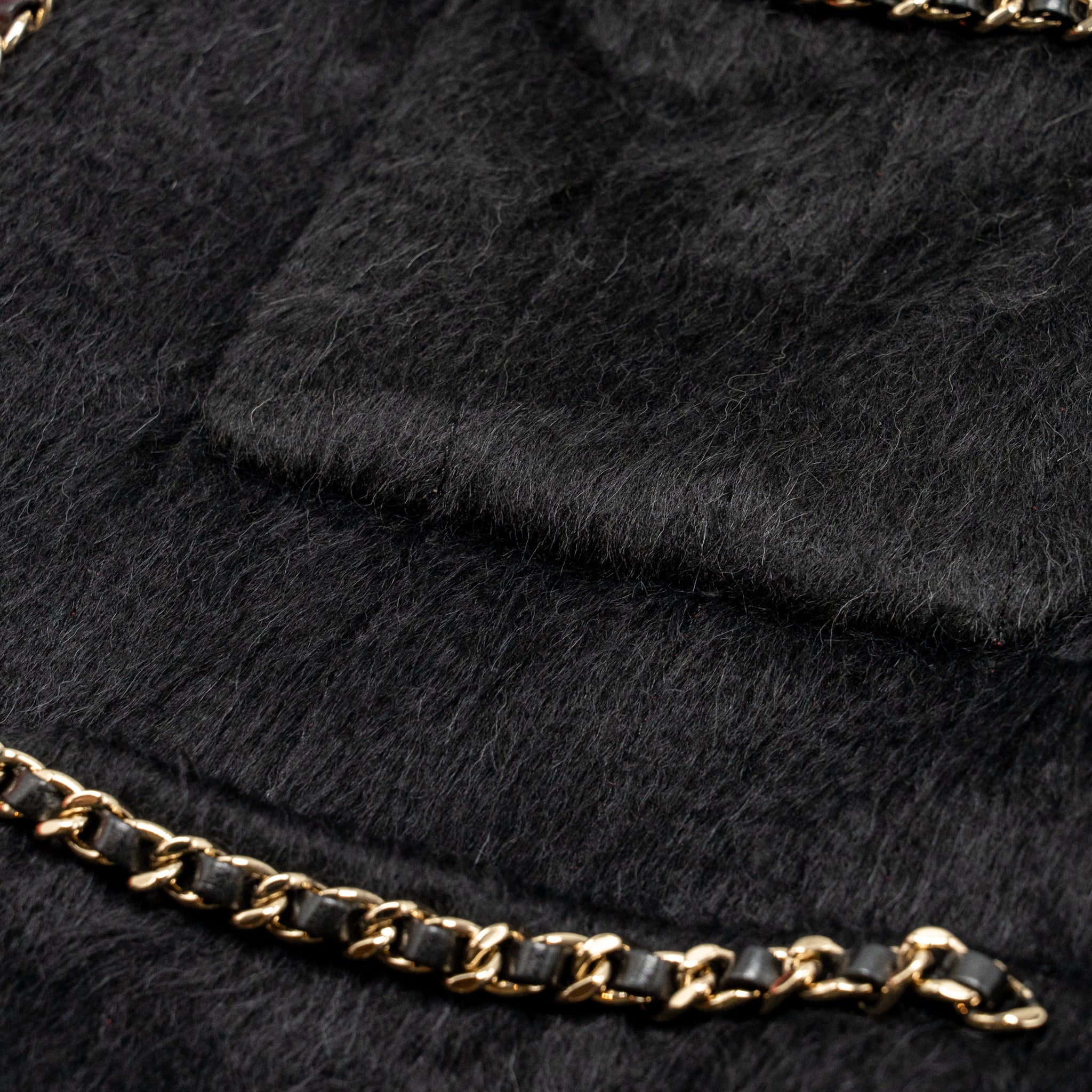 Chanel size 38 19B jacket llama / wool with chain detail black - Image 5