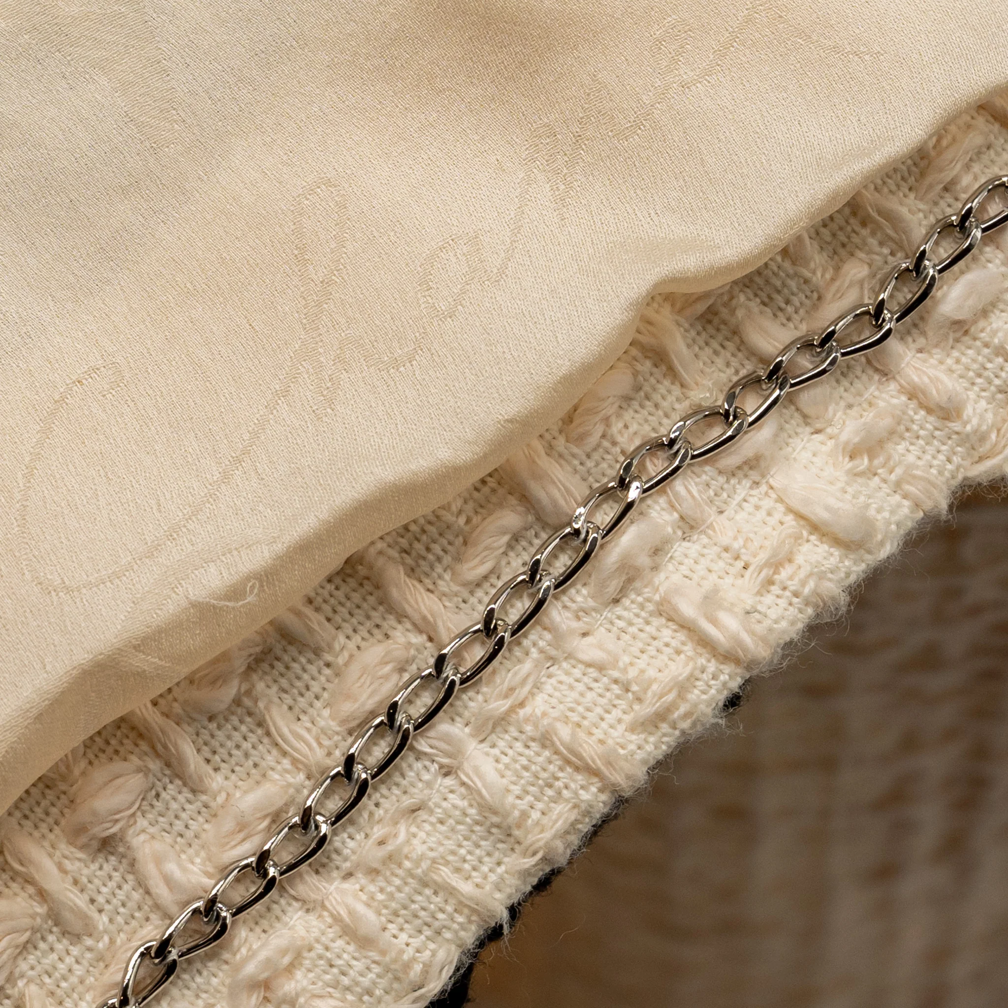 Chanel size 44 pearl button zip up jacket tweed cream - Image 5