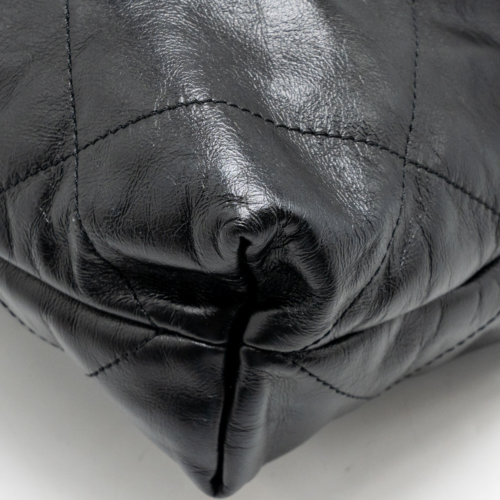 Chanel Small 22 Bag Shiny Calfskin BlacK SHW (Microchip) - Image 11